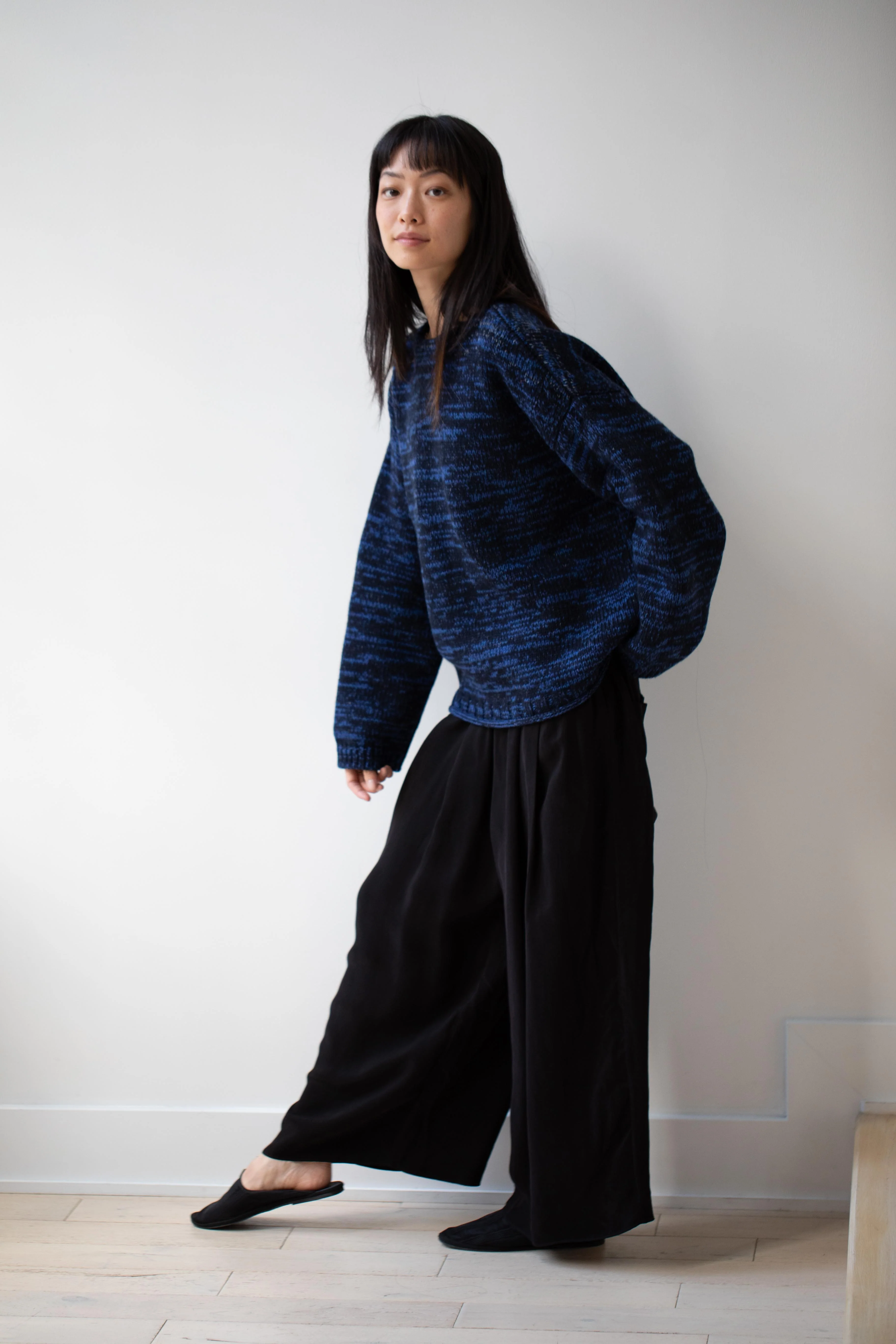 École De Curiosités | Moria Sweater Knitwear in Mazarine Melange - Image 44