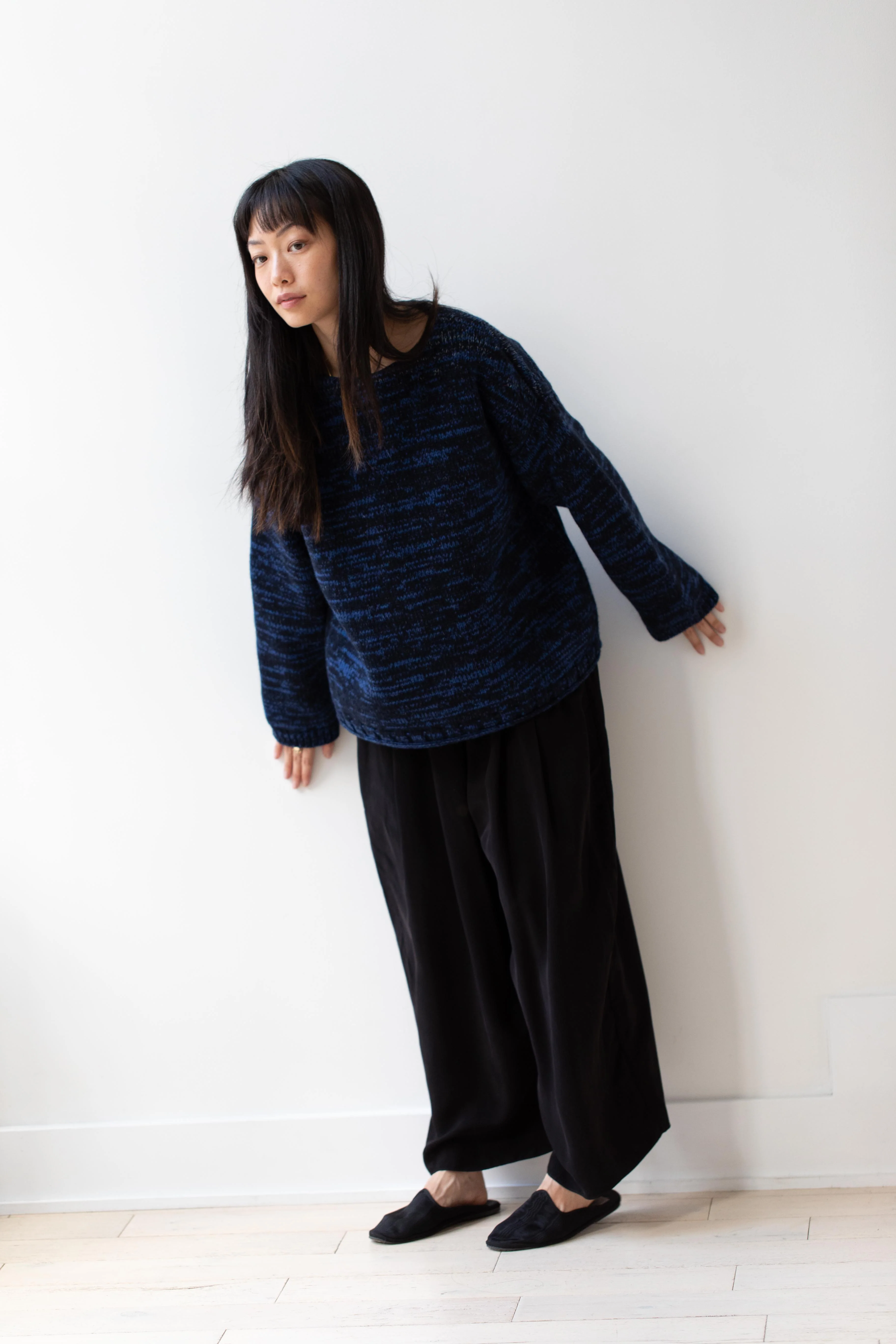 École De Curiosités | Moria Sweater Knitwear in Mazarine Melange - Image 46