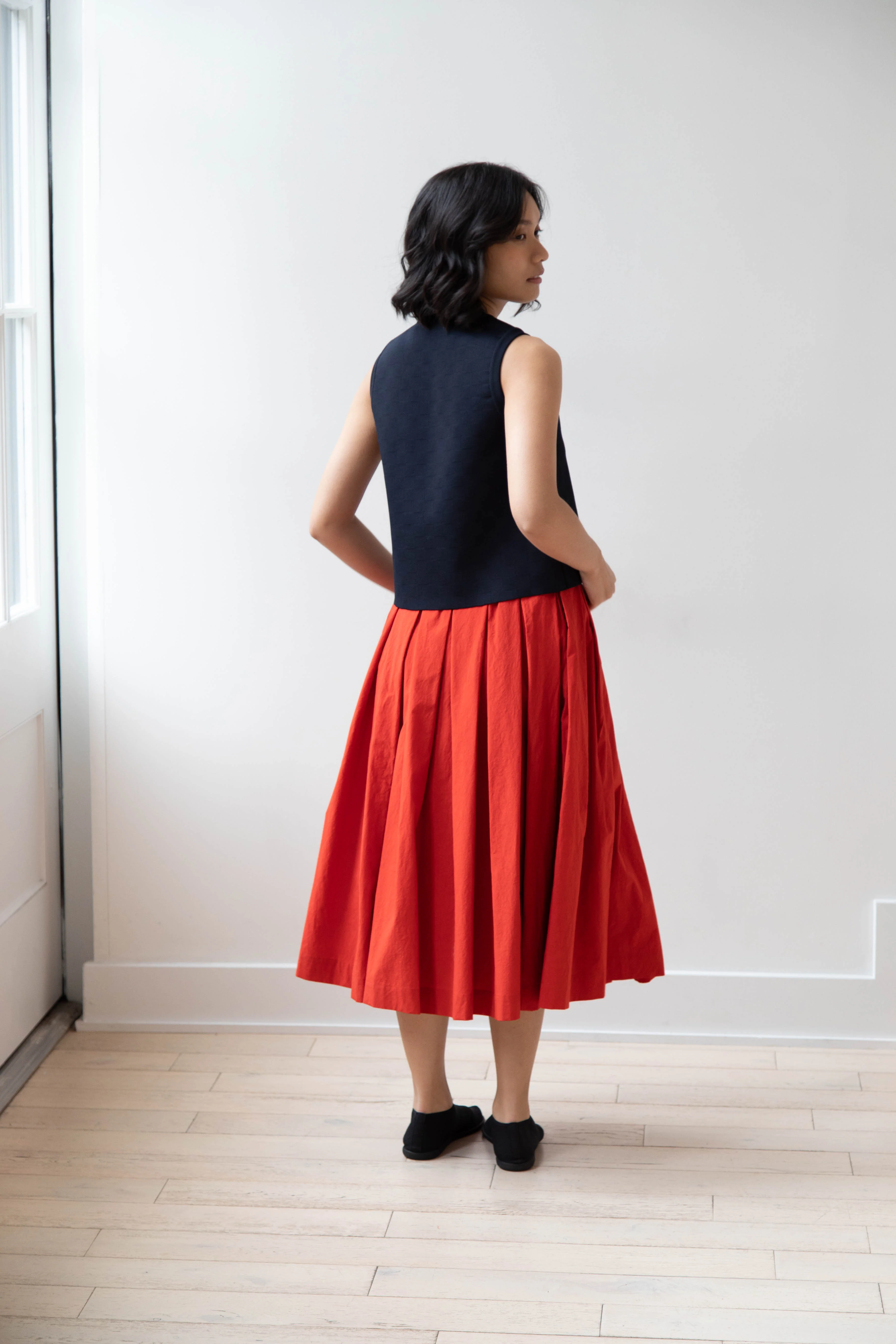 École de Curiosités | Solange Skirt in Red - Image 11