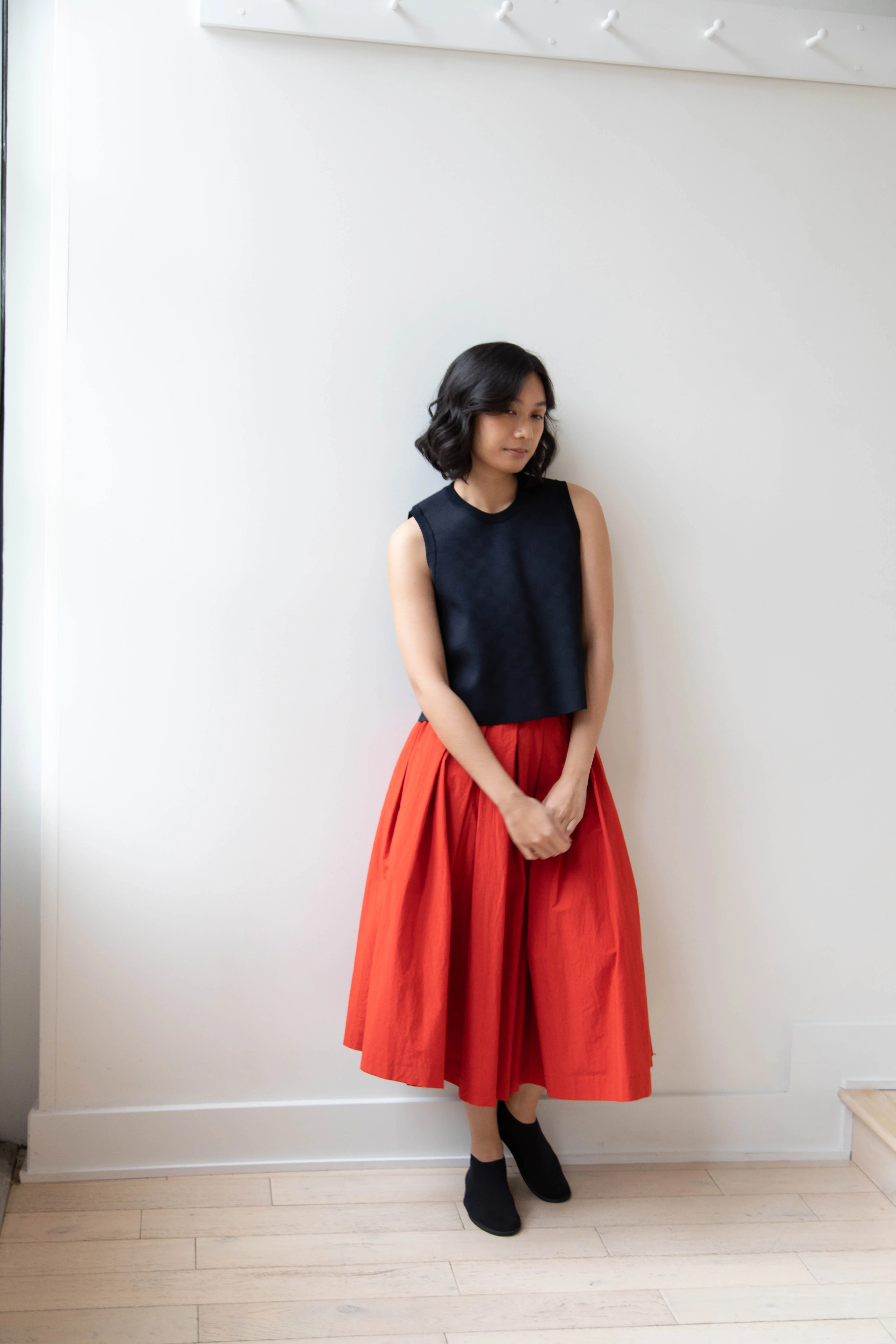 École de Curiosités | Solange Skirt in Red - Image 16