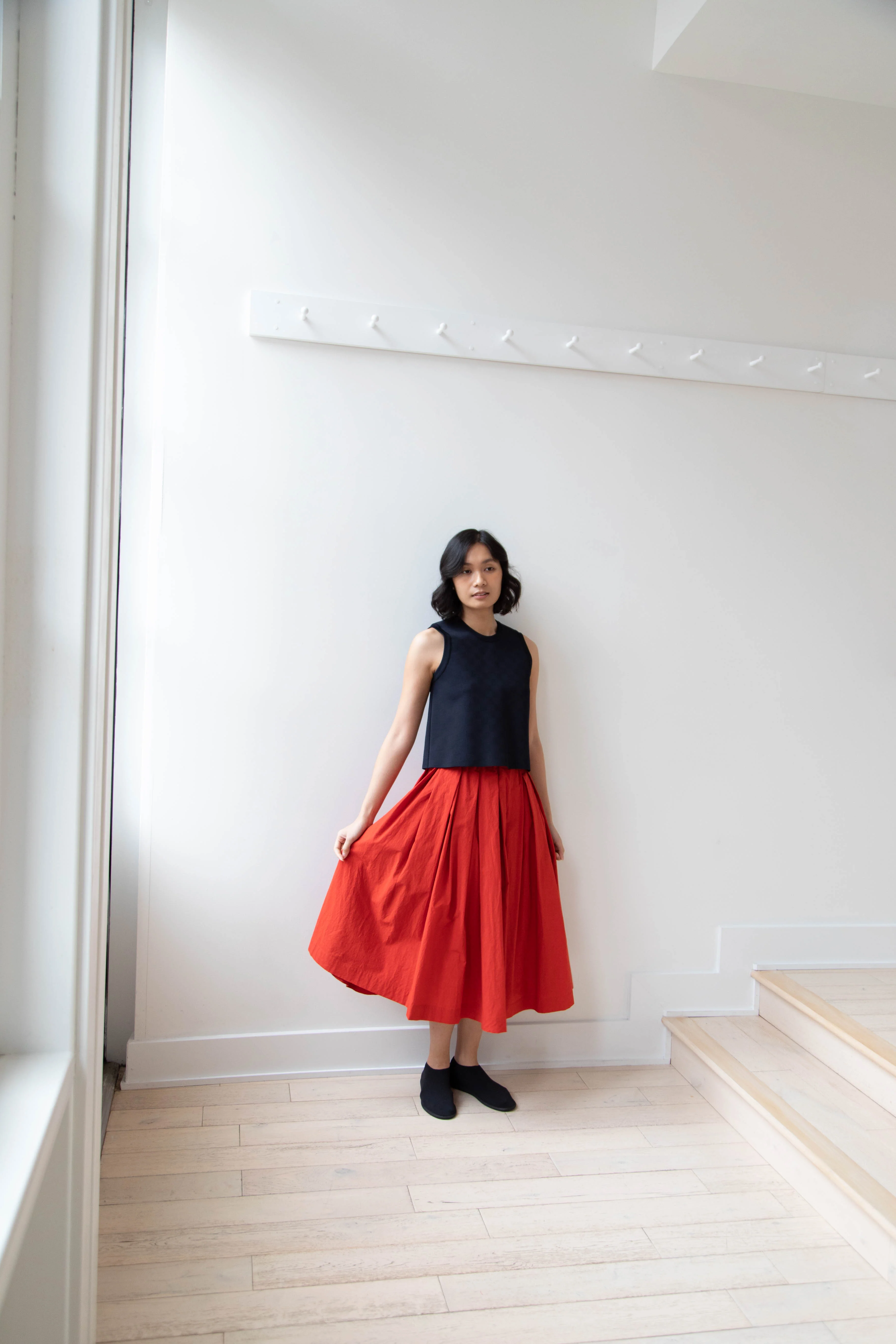 École de Curiosités | Solange Skirt in Red - Image 17