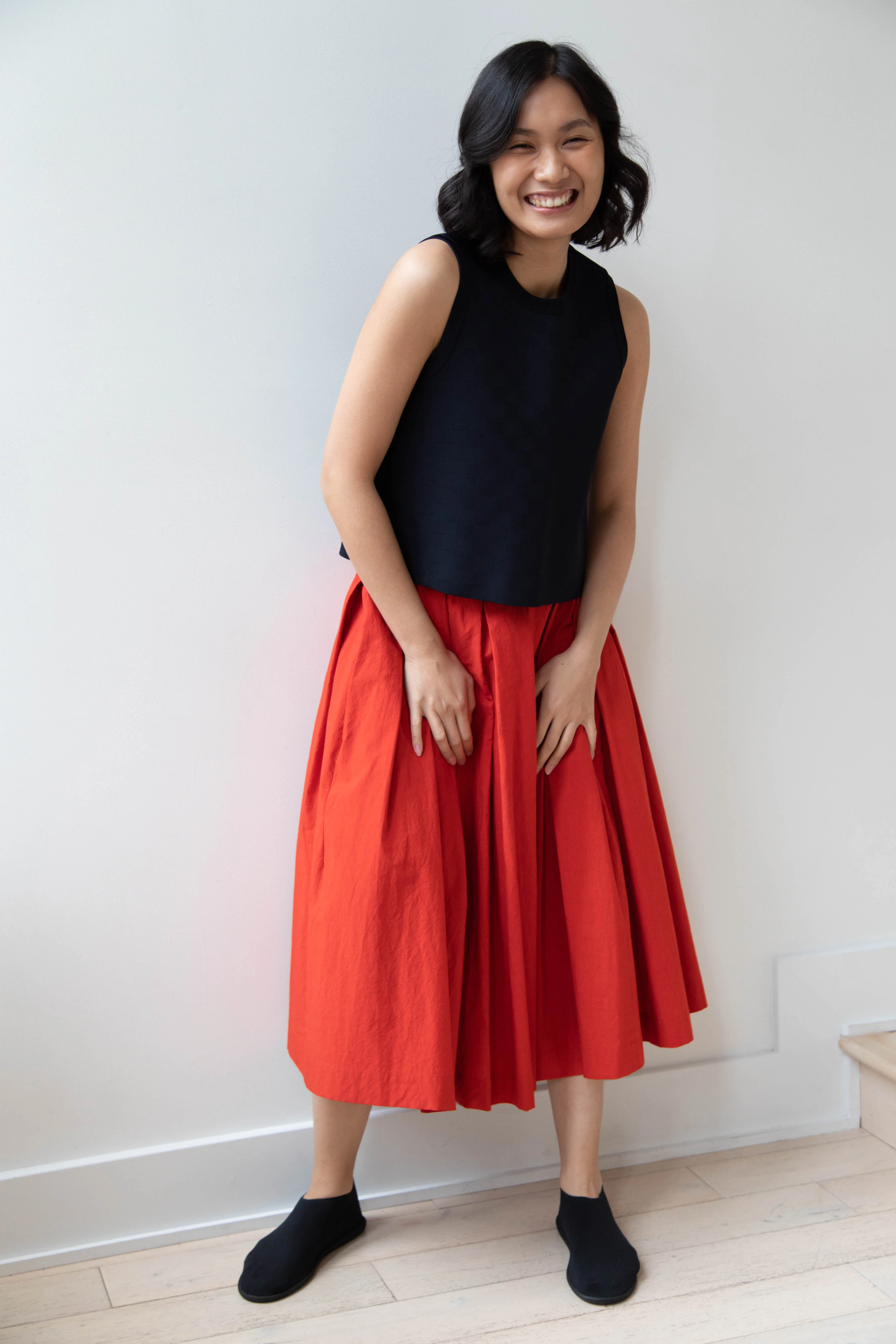 École de Curiosités | Solange Skirt in Red - Image 24