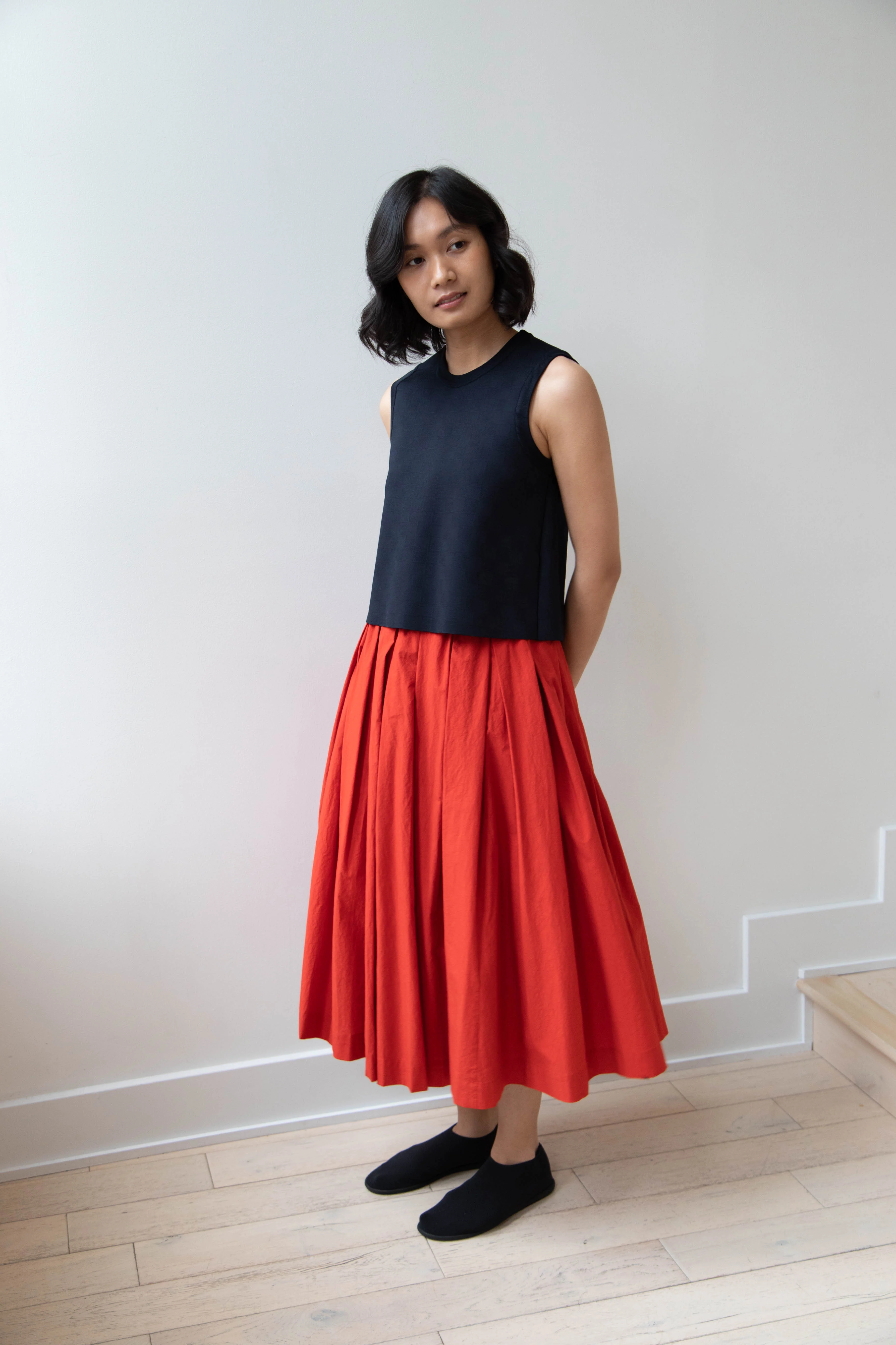 École de Curiosités | Solange Skirt in Red - Image 28