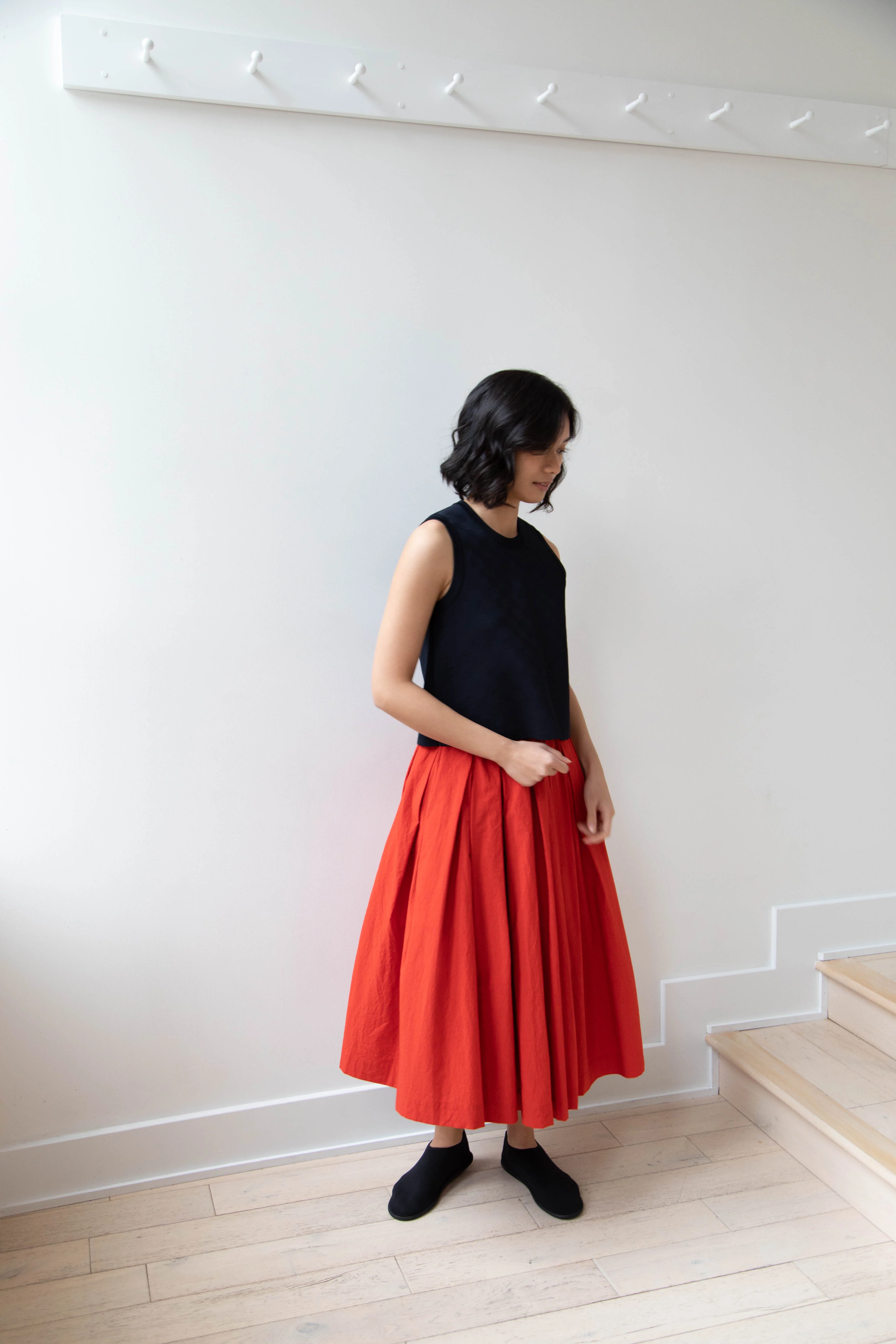 École de Curiosités | Solange Skirt in Red - Image 30