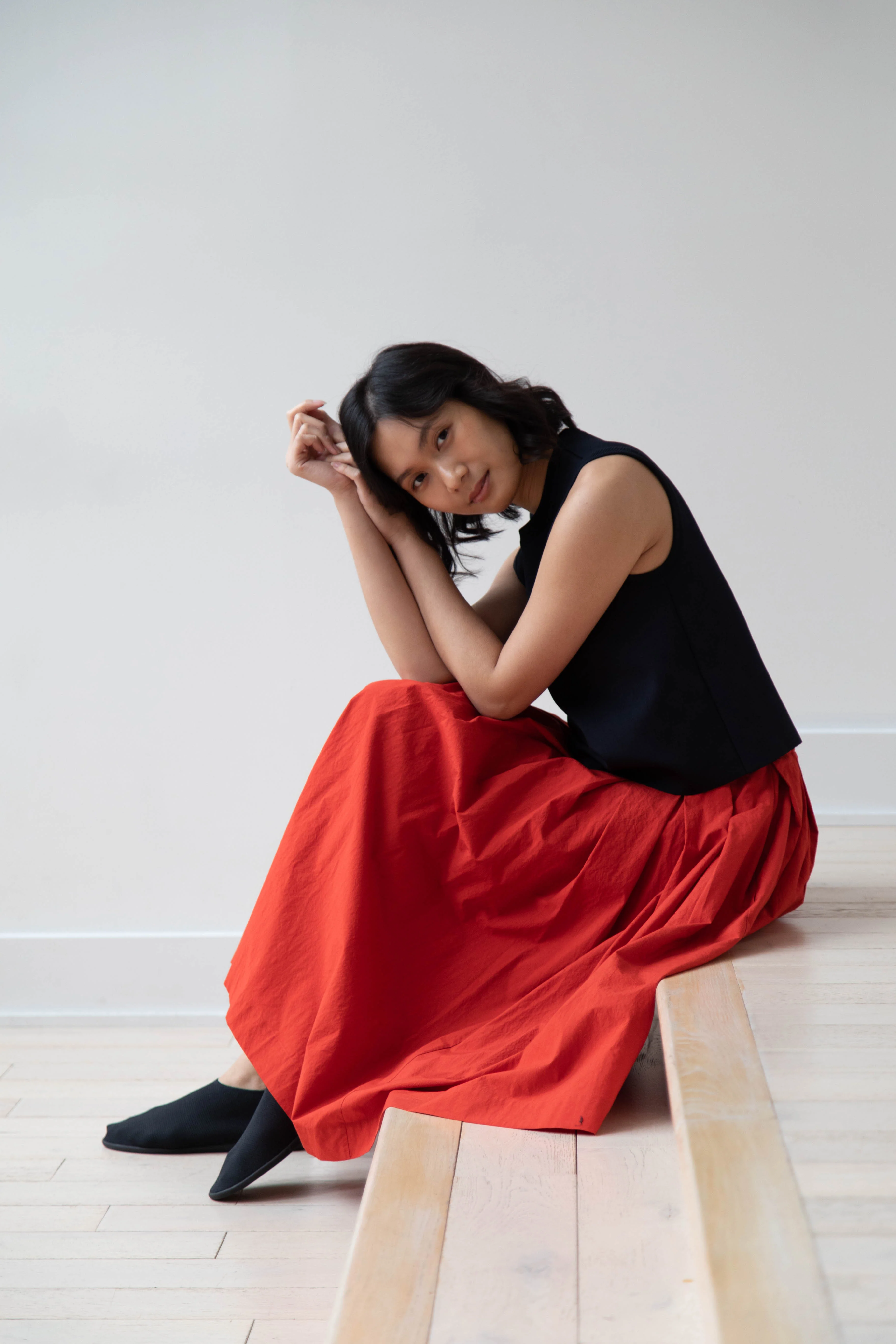 École de Curiosités | Solange Skirt in Red - Image 32