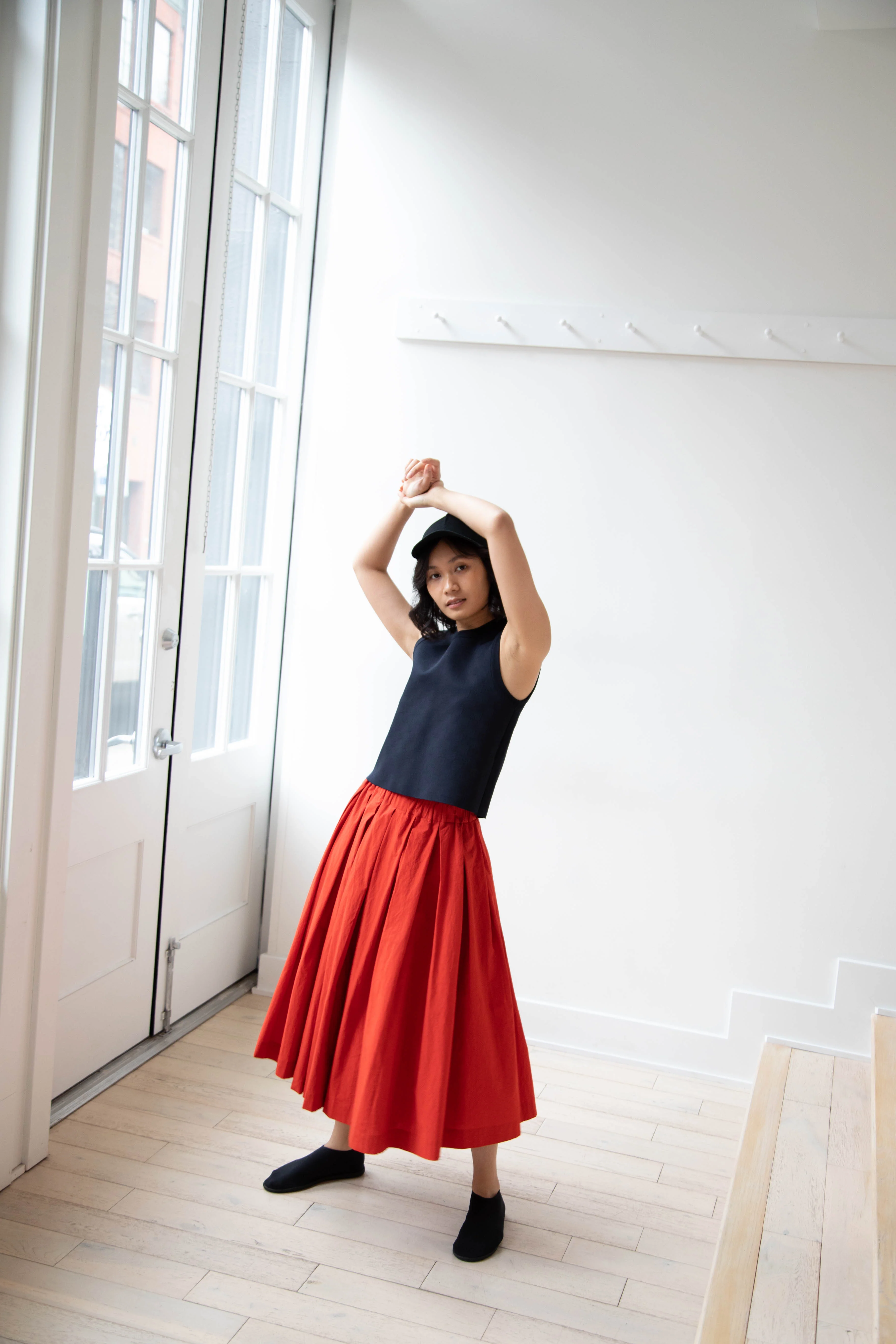 École de Curiosités | Solange Skirt in Red - Image 34
