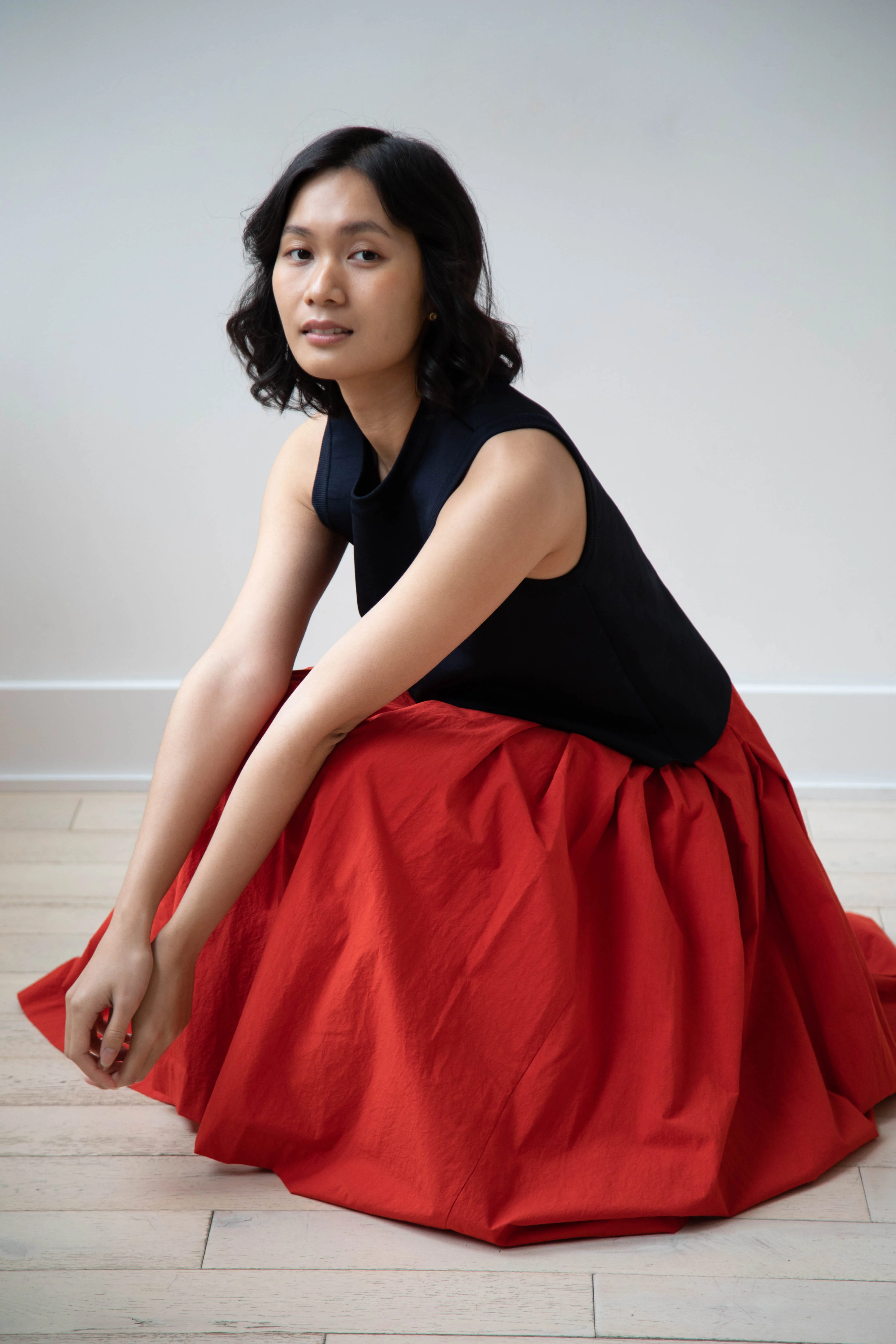 École de Curiosités | Solange Skirt in Red - Image 7