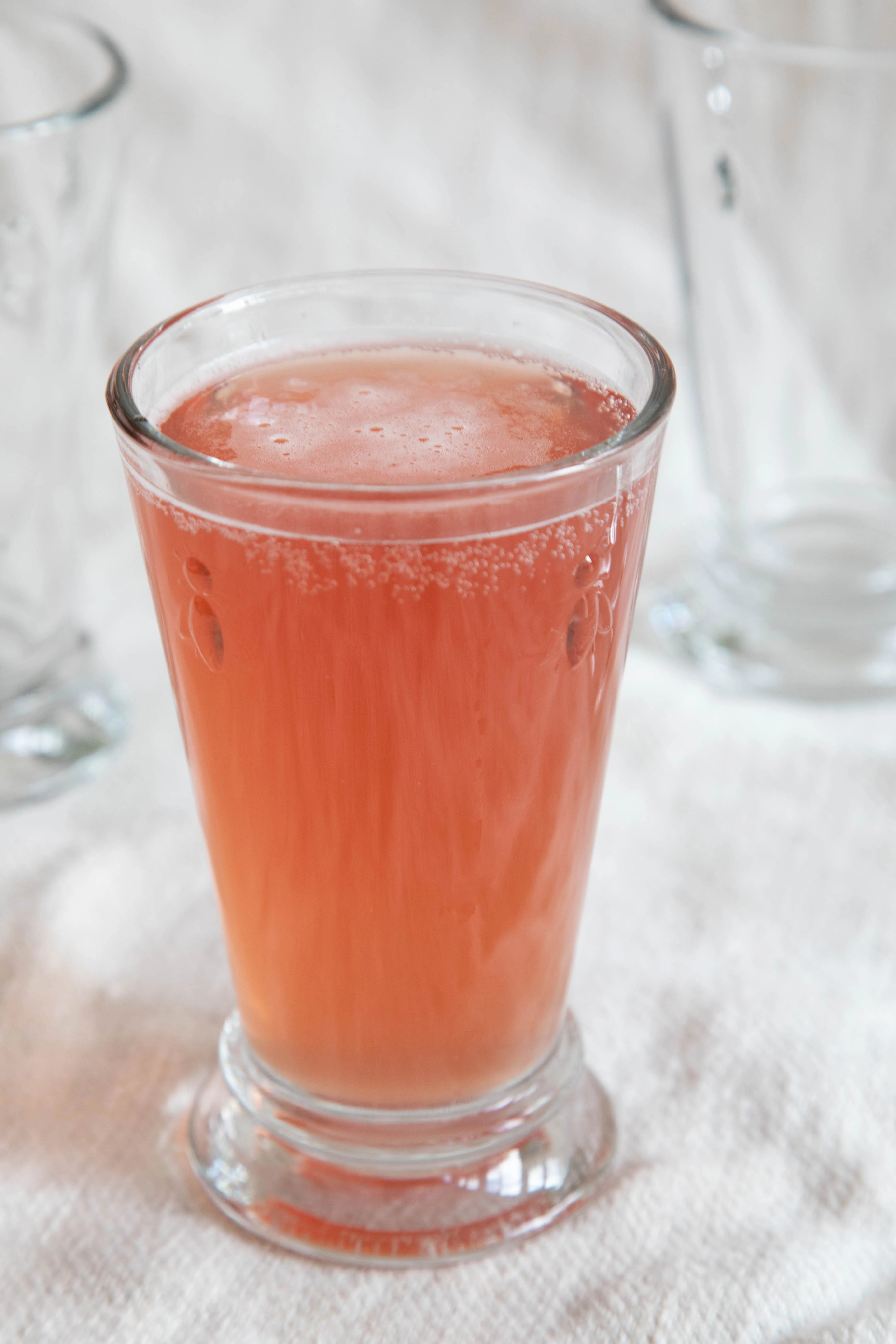 Bee Ice Tea Glass - Image 3