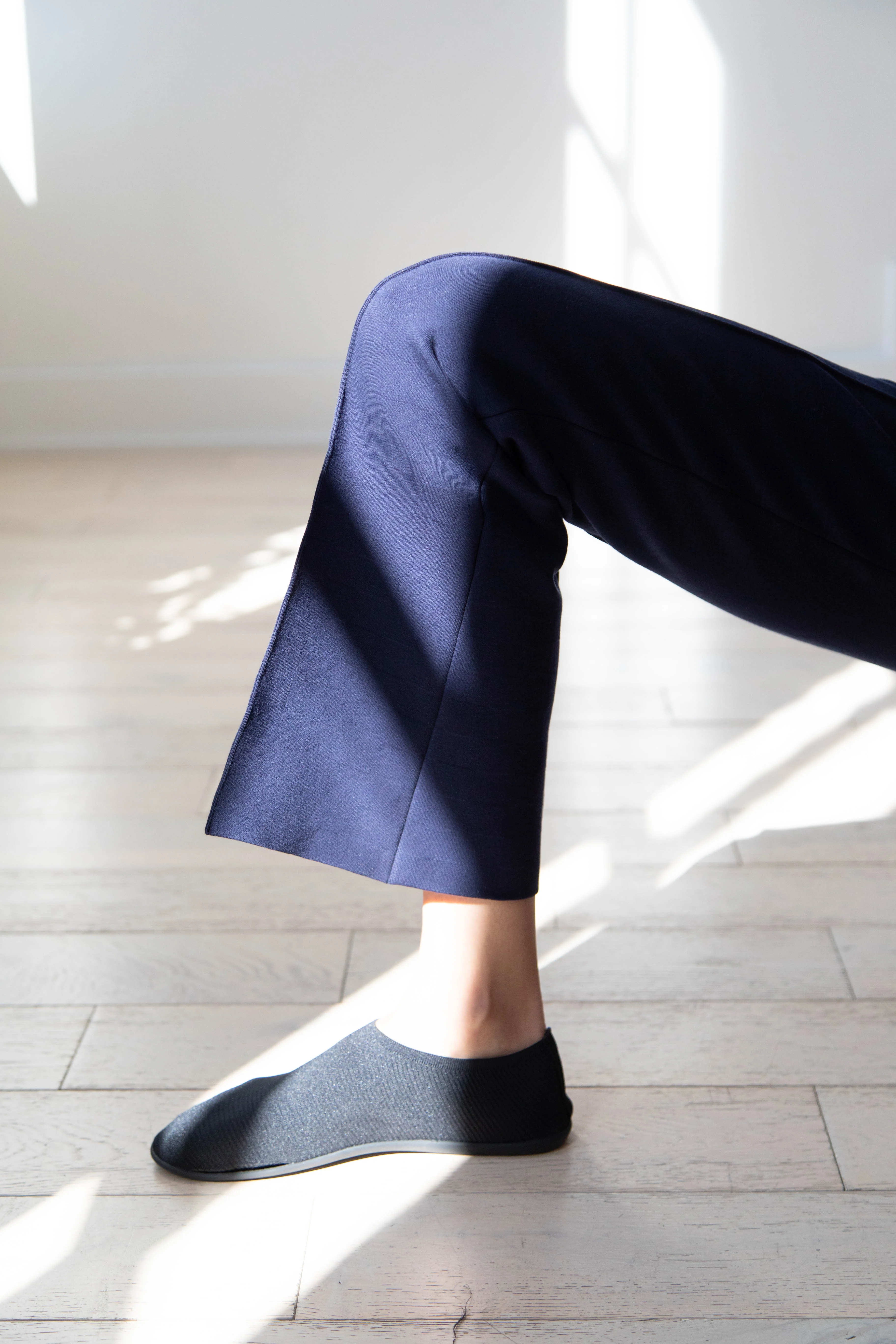 High Sport | Kick Pants in Navy - Image 6