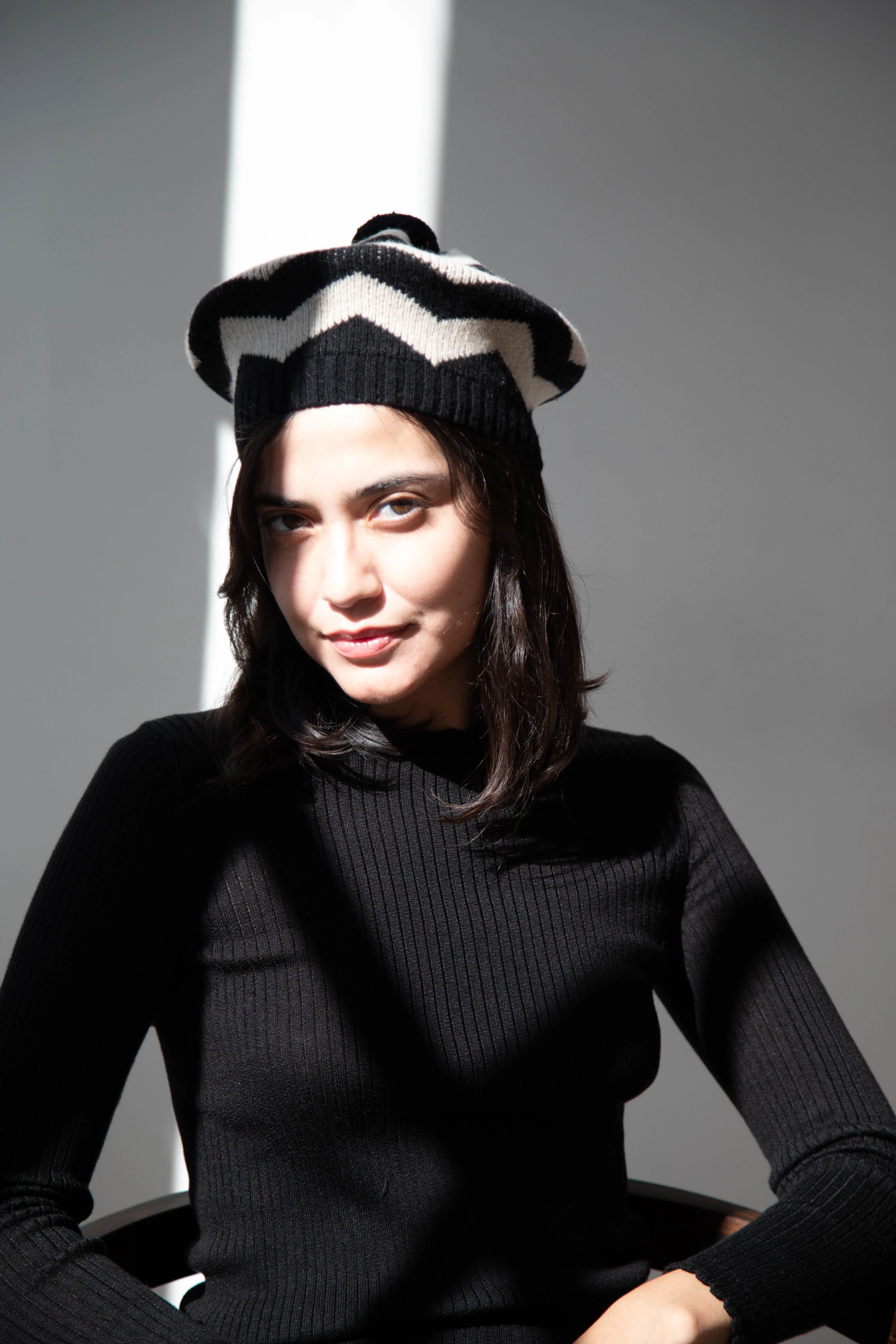 Jo Gordon | Zigzag Beret in Black & Oatmeal - Image 5