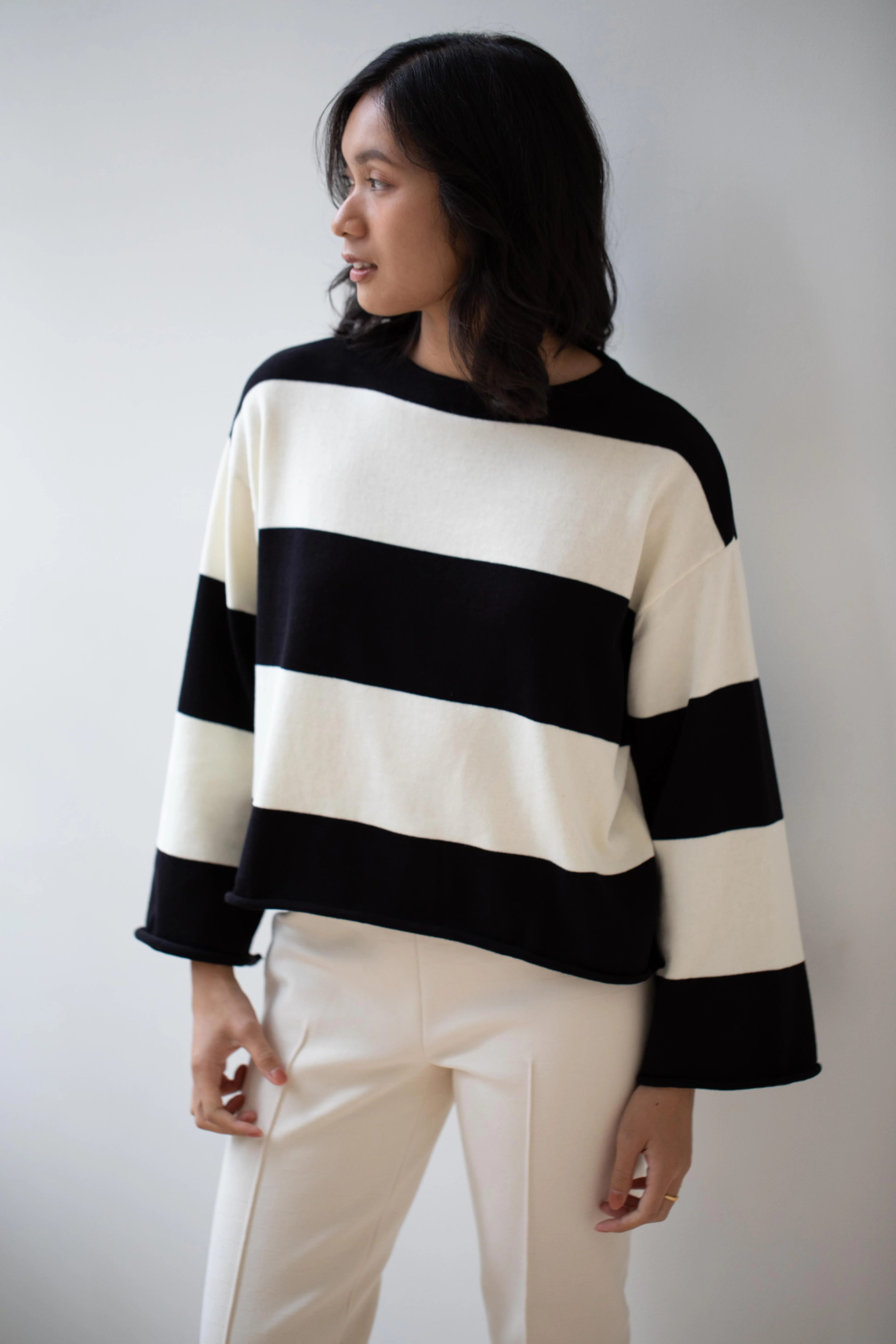 Laboratory | Wide Border Knit Pull in Black & White - Image 11