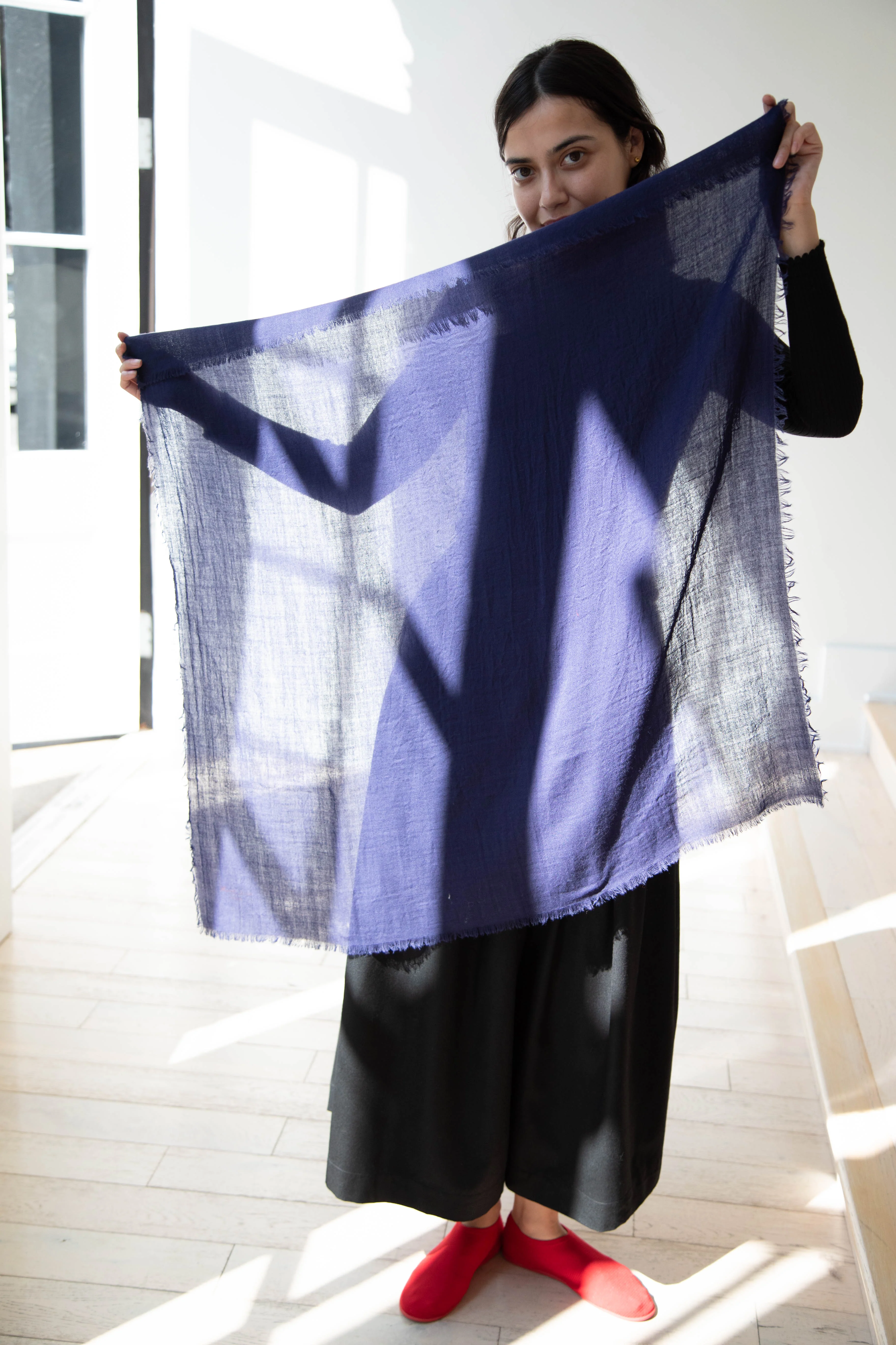 Manuelle Guibal | Wool Scarf in Oceanic - Image 4