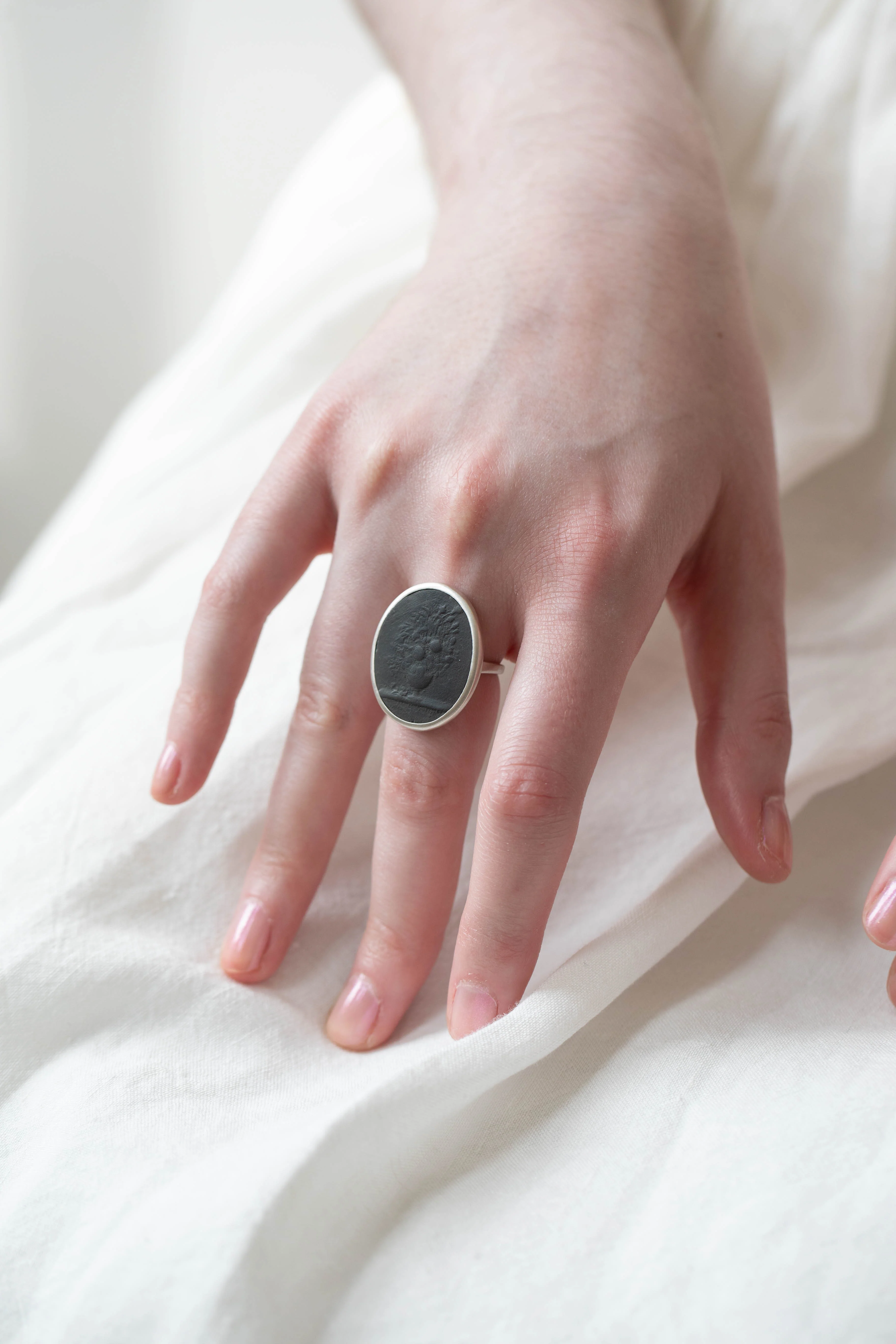 Marcie McGoldrick | Porcelain Cameo Ring- Vase with Flowers in Onyx - Image 3