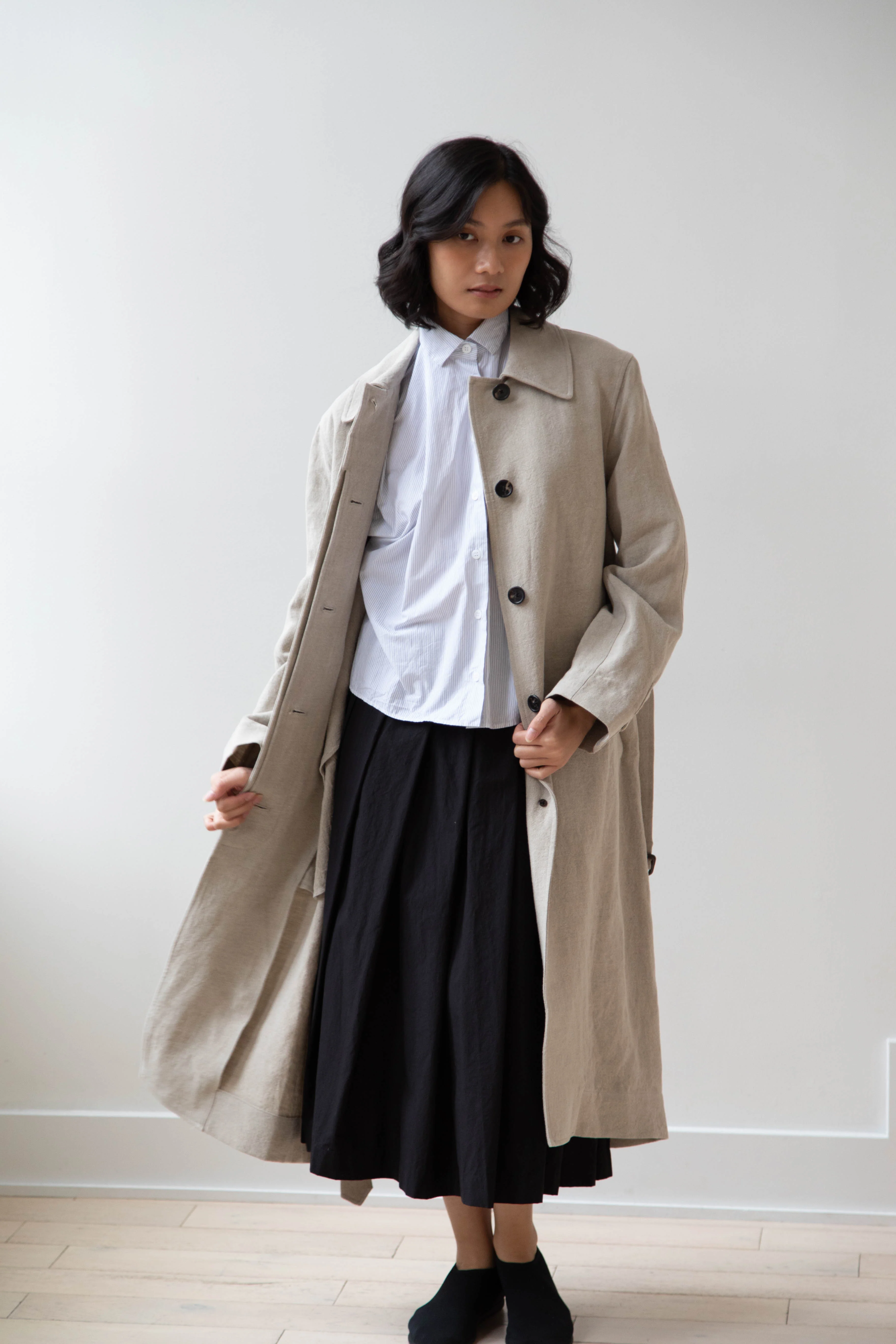 Margaret Howell | Fly Front Mac in Natural Linen - Image 4