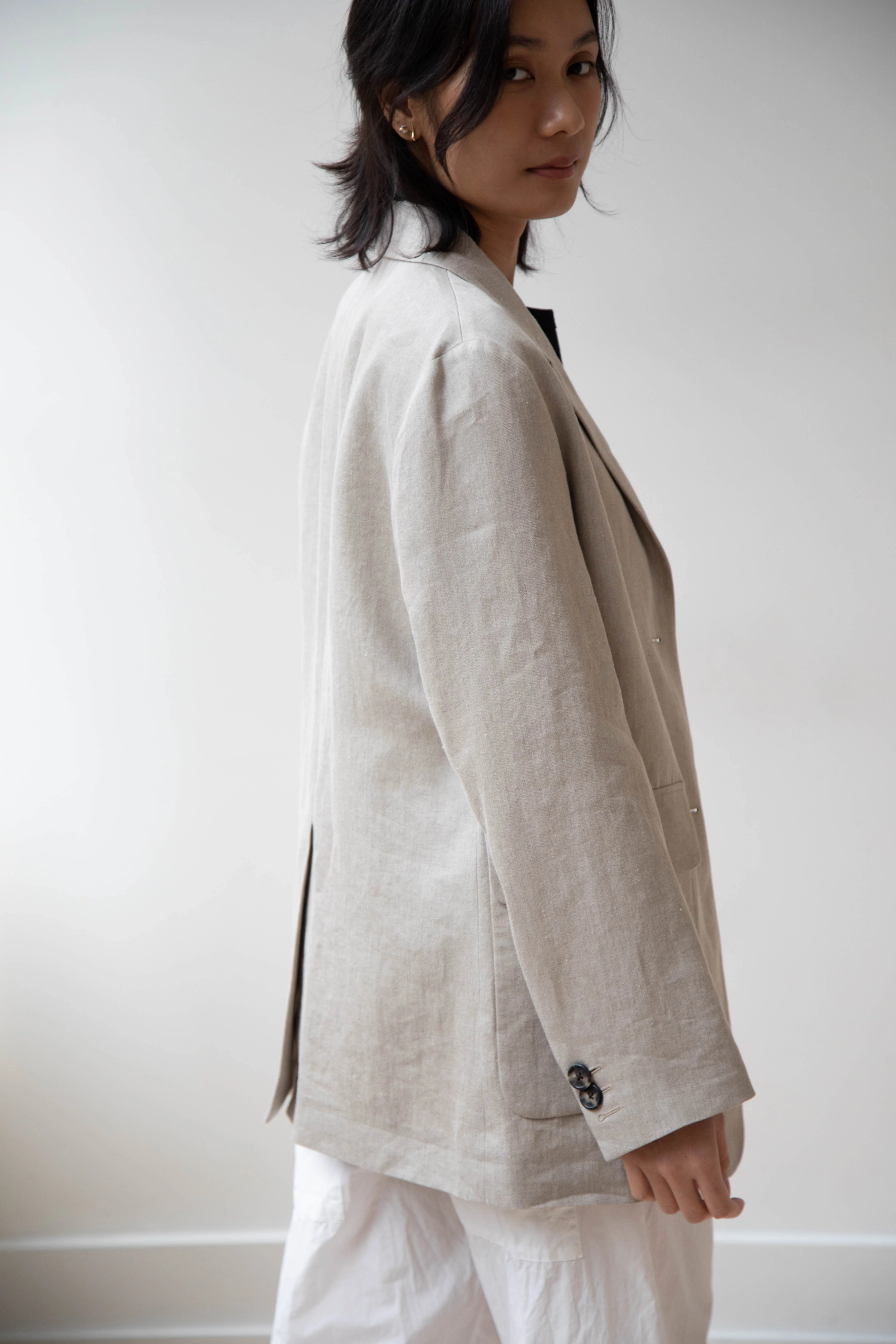 Margaret Howell | Patch Pocket Blazer in Natural - Image 20