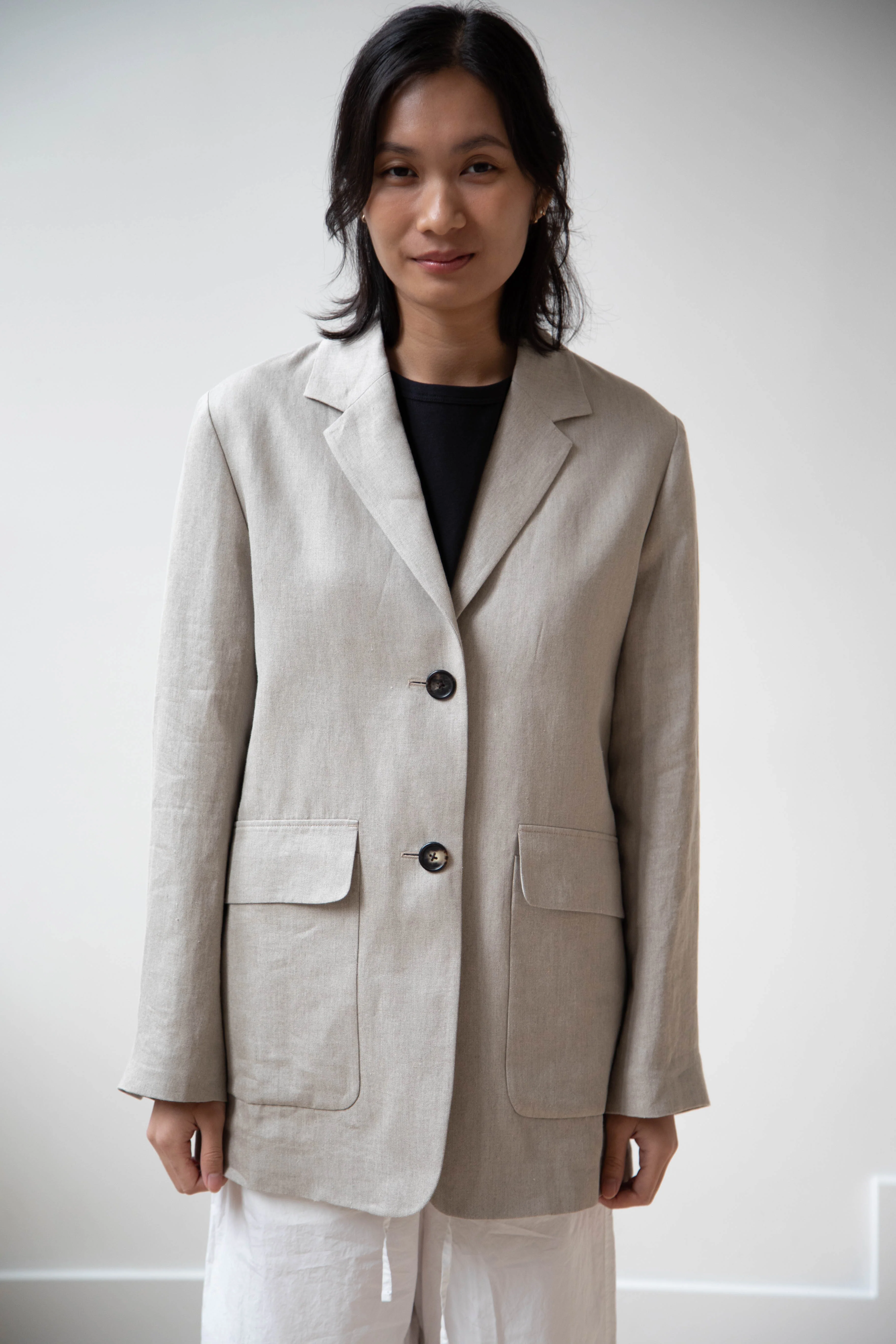 Margaret Howell | Patch Pocket Blazer in Natural - Image 4