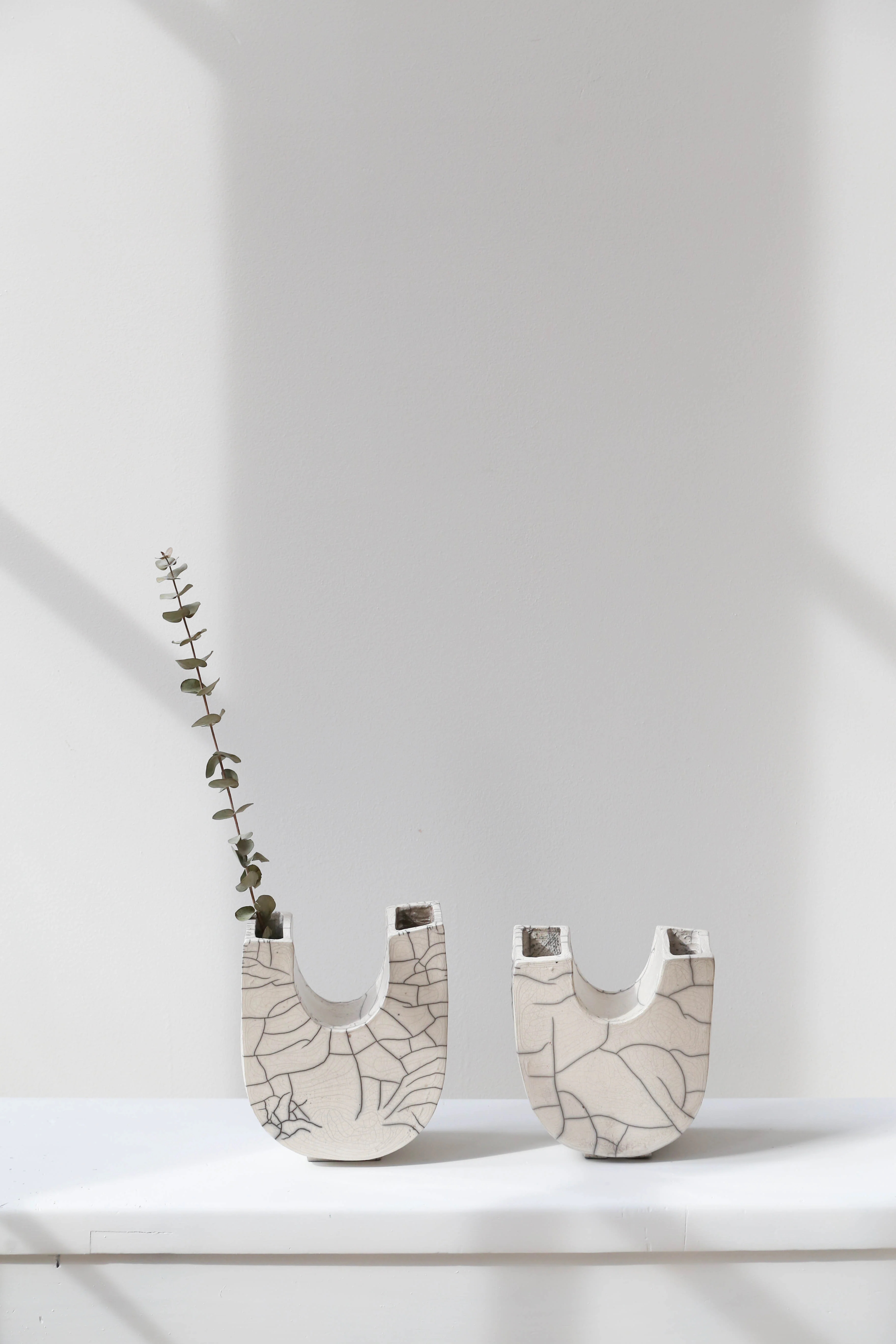 MONDAYS Raku U Vase - Image 12