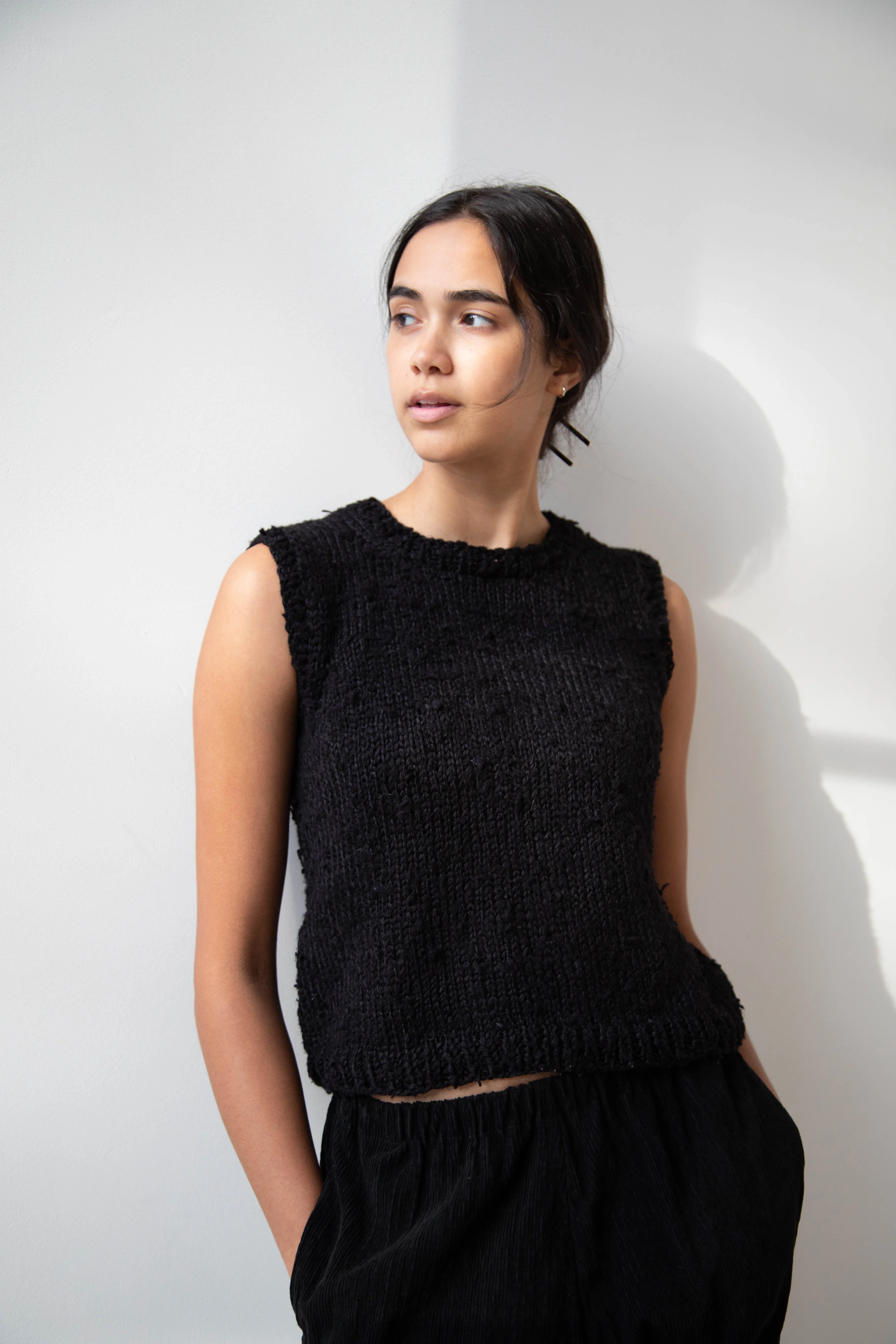 Nitto Pincel Vest in Black Silk - Image 8