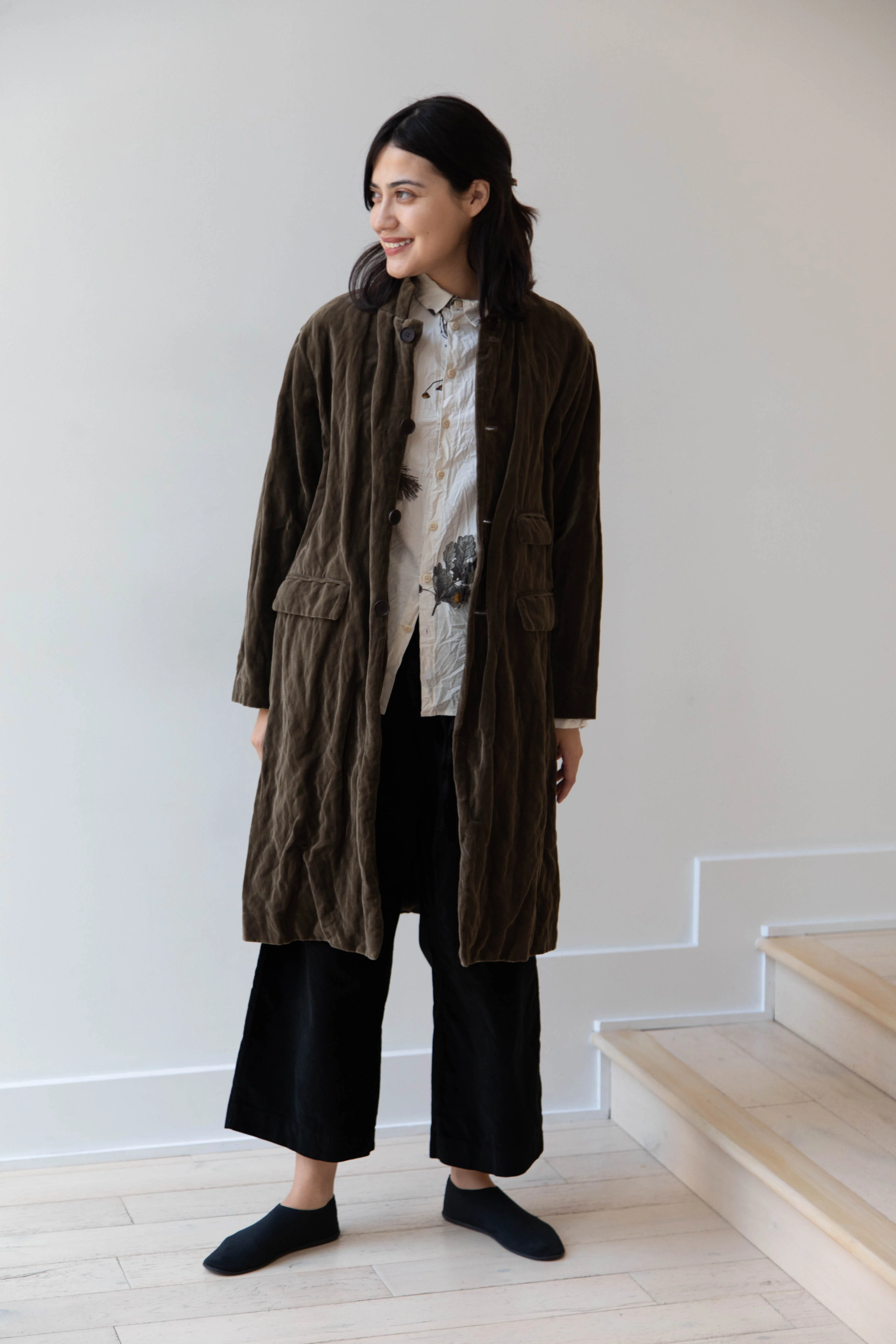 Pas de Calais | Velvet Coat in Khaki - Image 12