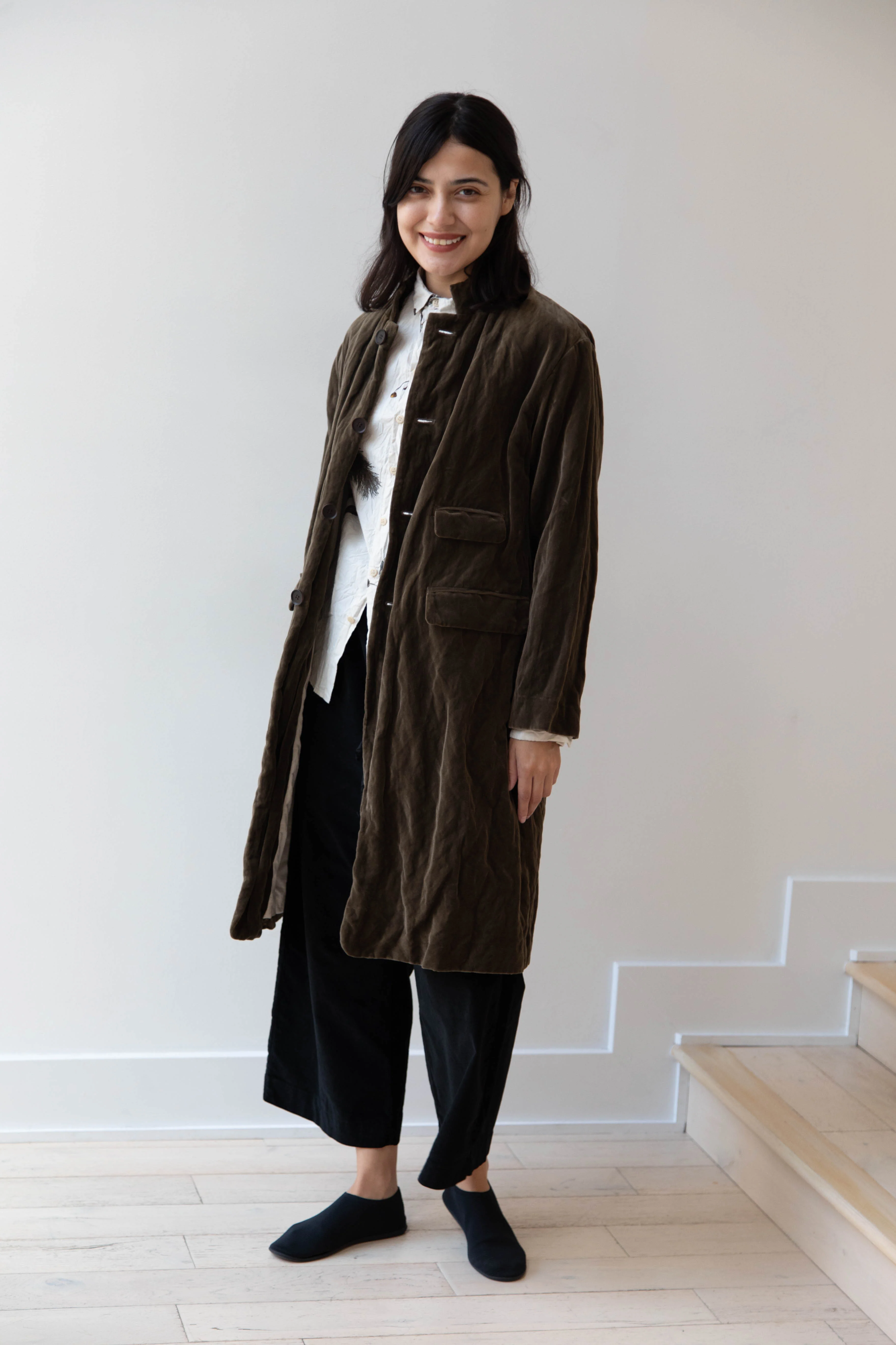 Pas de Calais | Velvet Coat in Khaki - Image 15