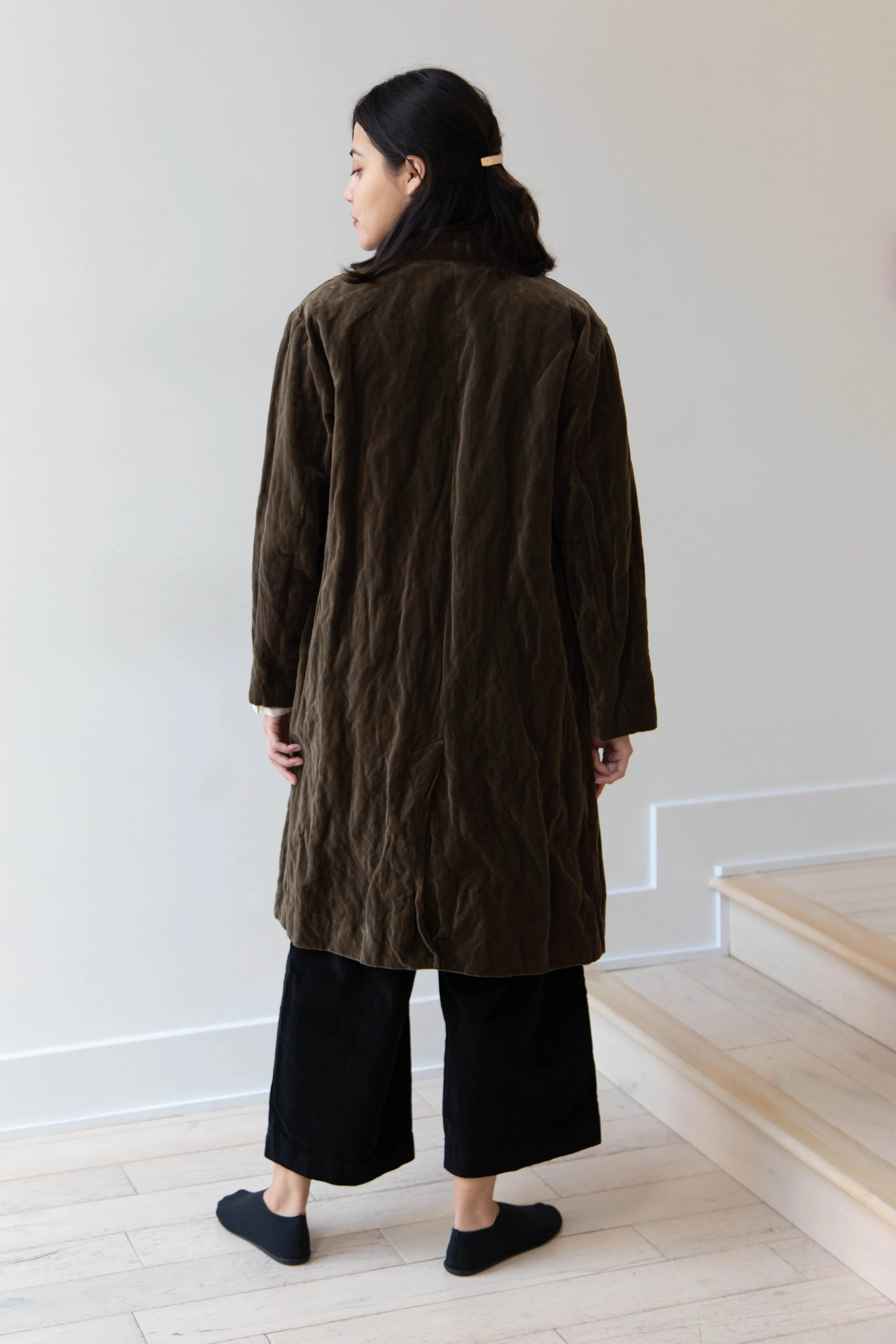 Pas de Calais | Velvet Coat in Khaki - Image 19
