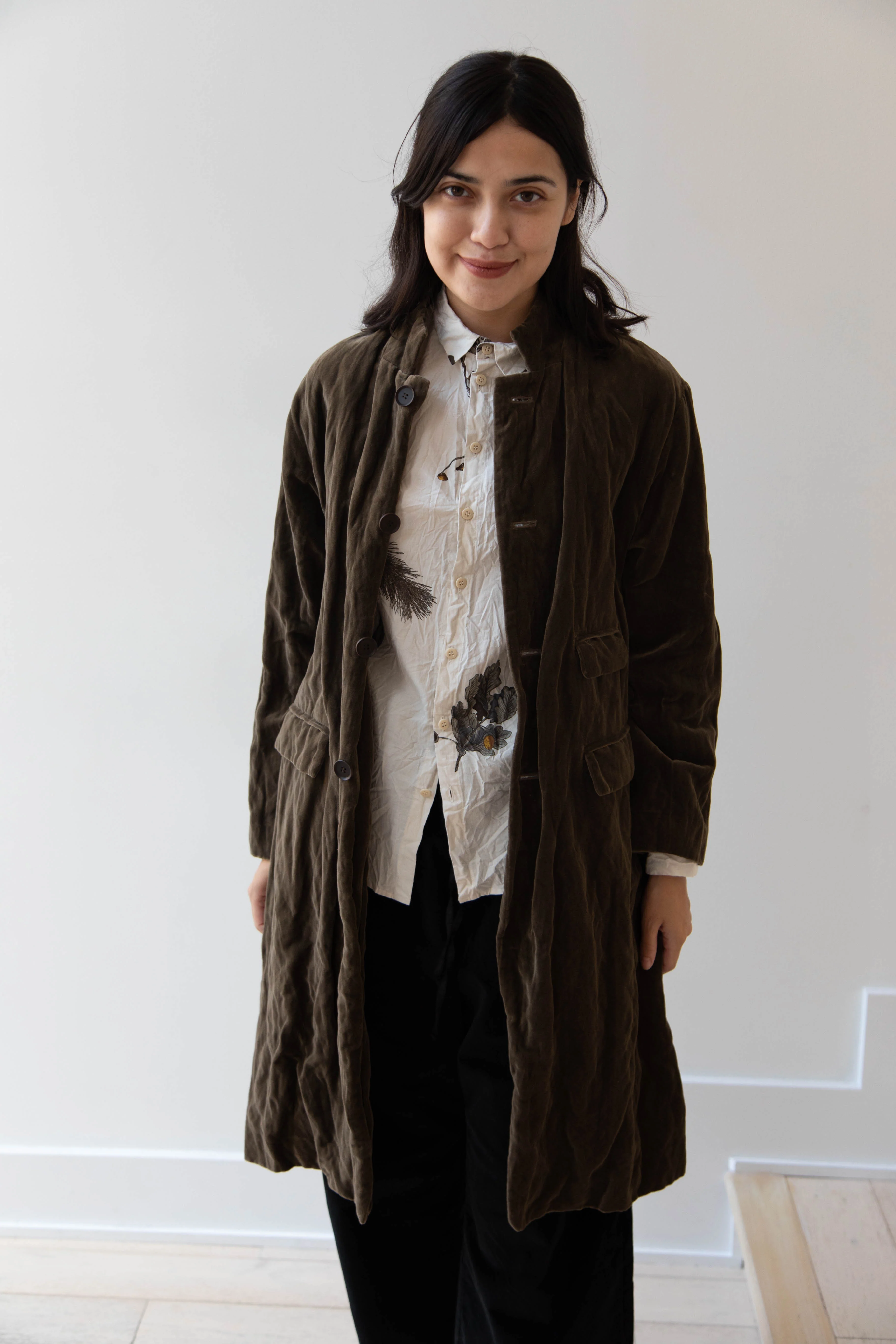 Pas de Calais | Velvet Coat in Khaki - Image 23