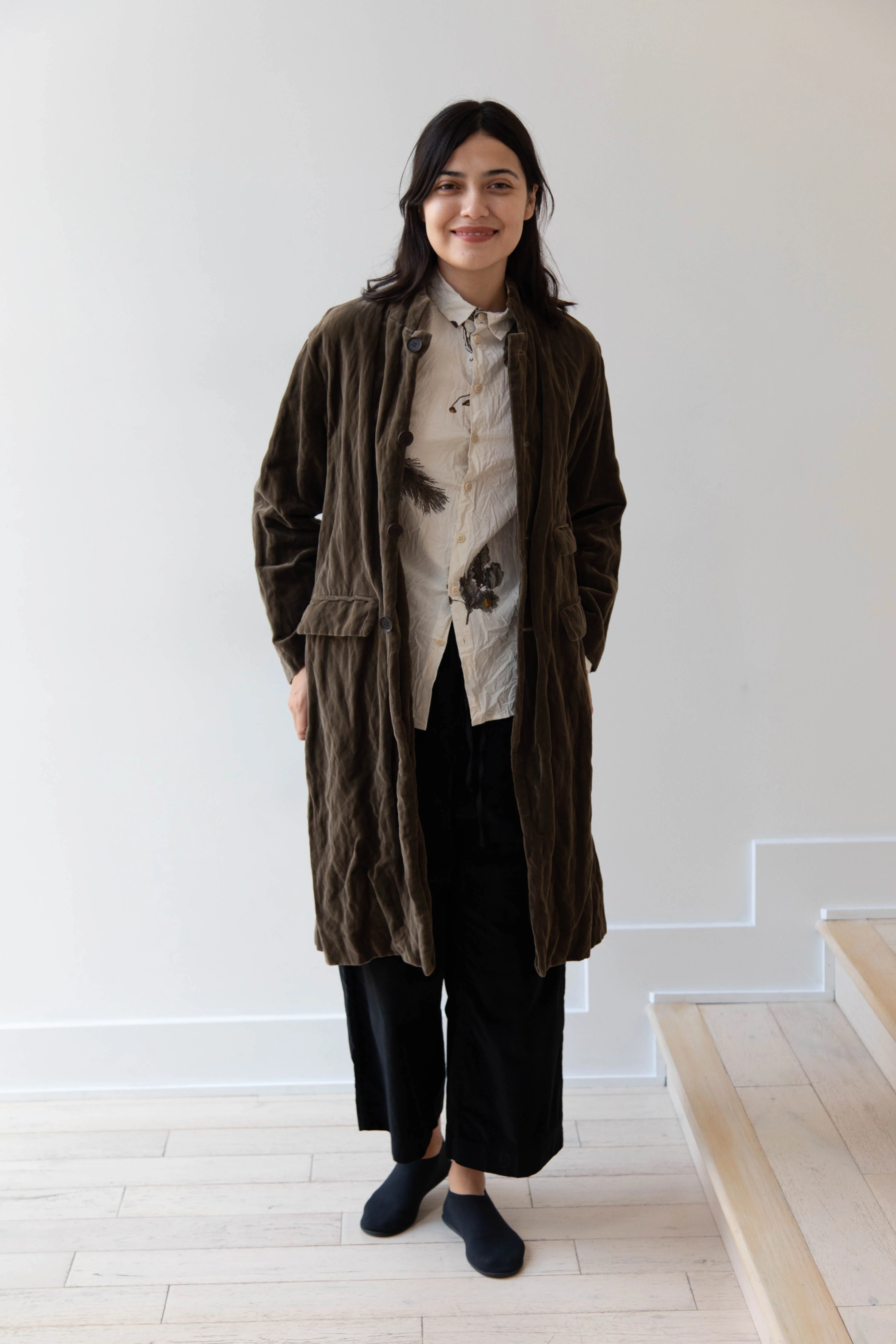Pas de Calais | Velvet Coat in Khaki - Image 24