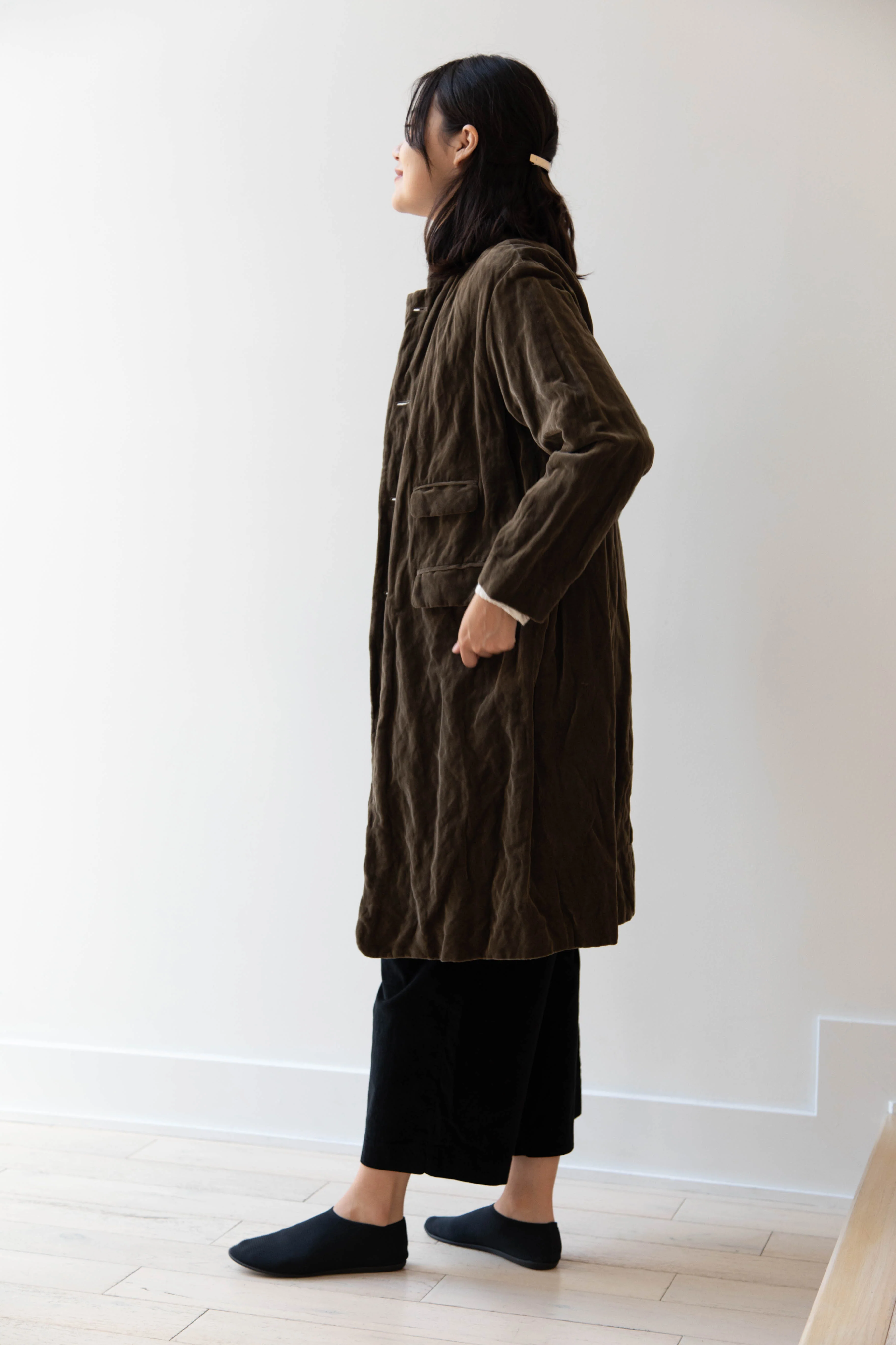 Pas de Calais | Velvet Coat in Khaki - Image 35