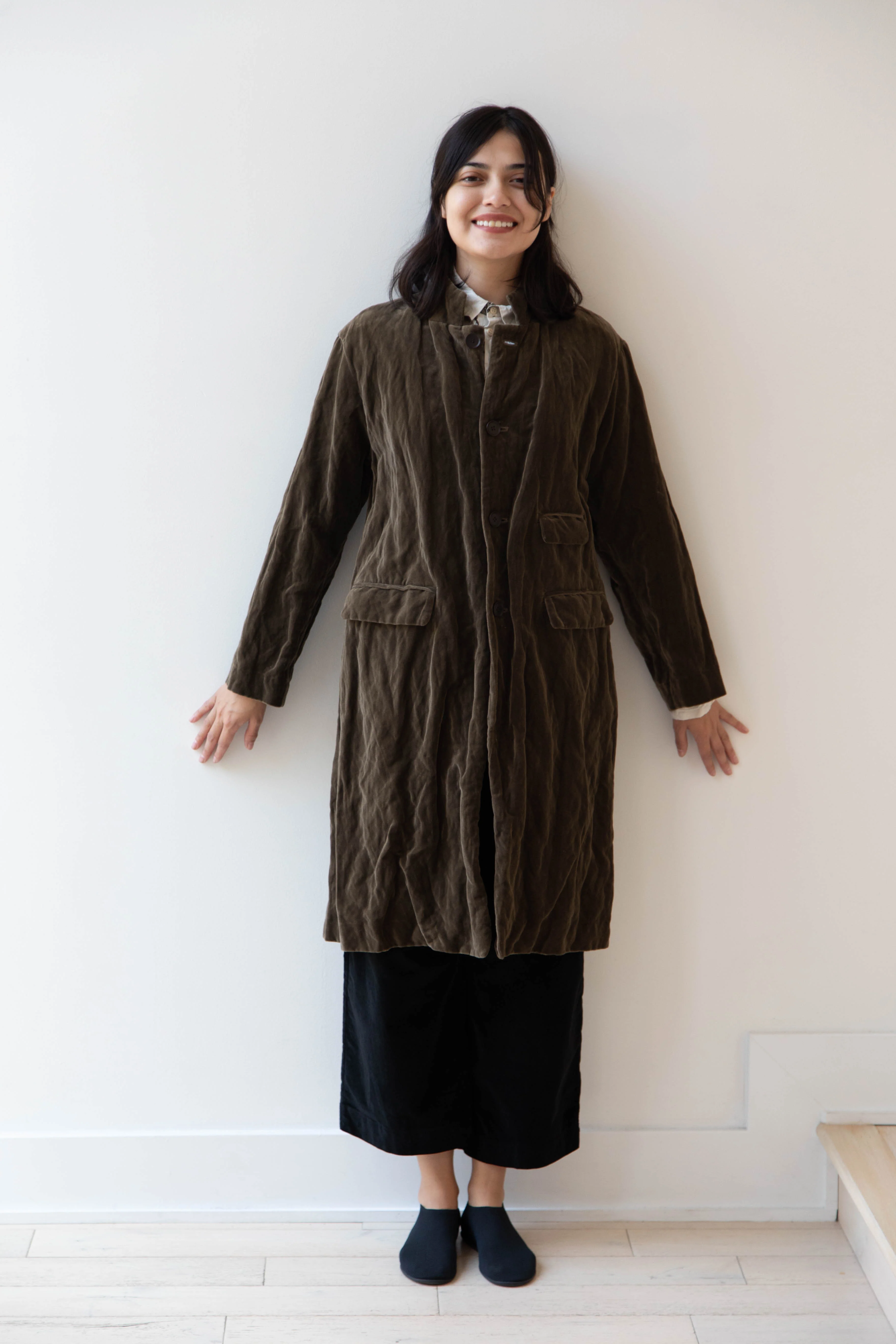 Pas de Calais | Velvet Coat in Khaki - Image 41