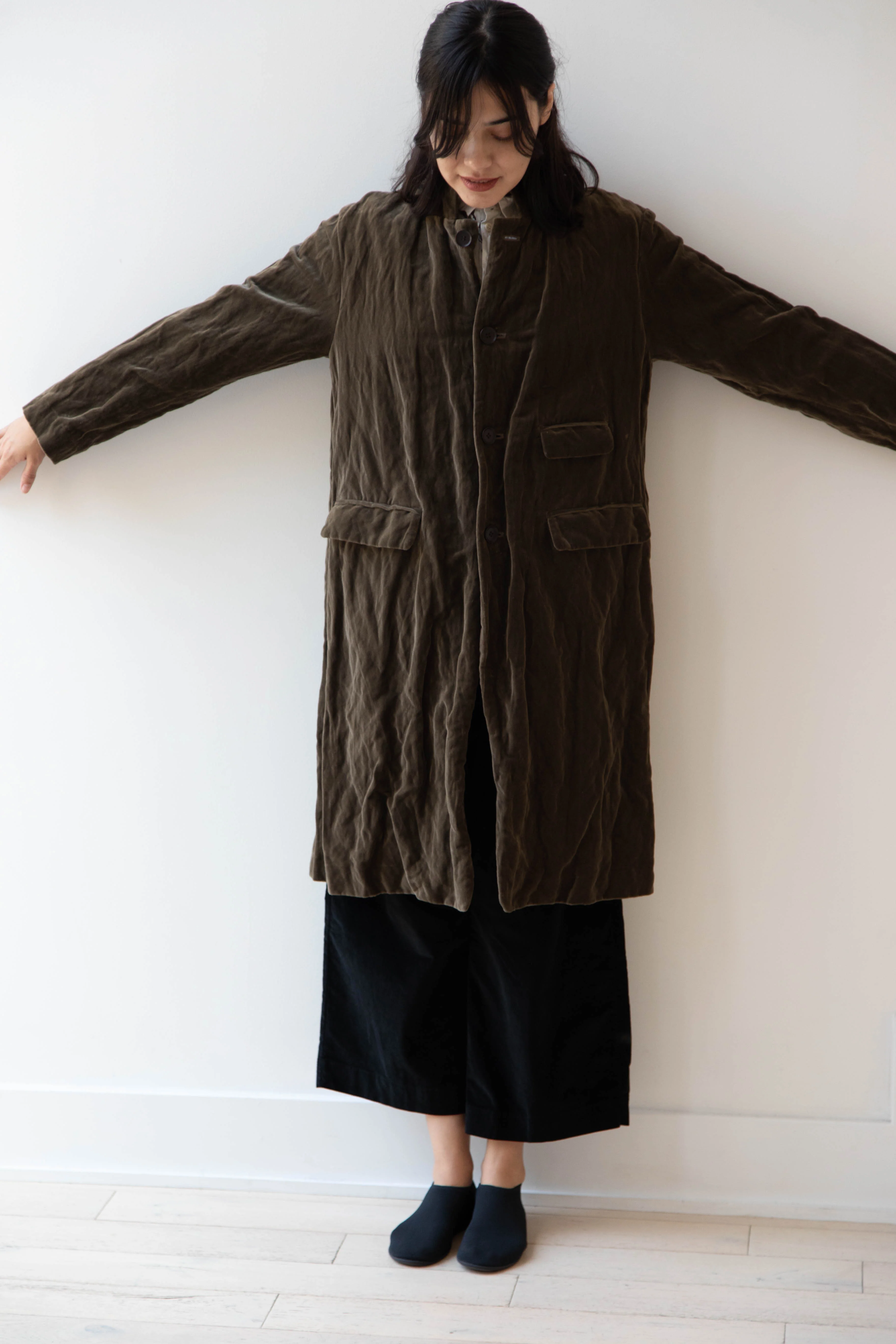 Pas de Calais | Velvet Coat in Khaki - Image 42