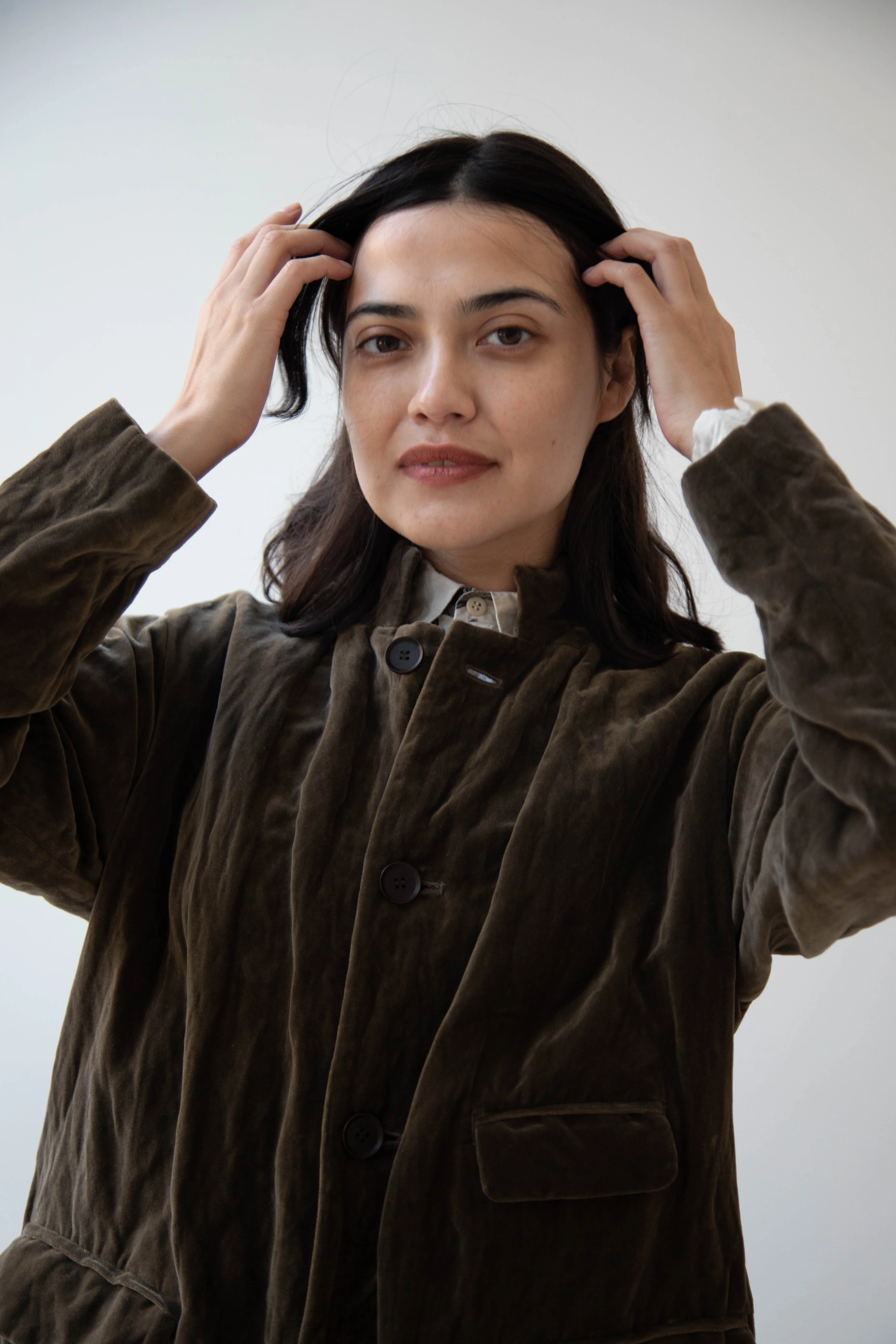 Pas de Calais | Velvet Coat in Khaki - Image 45