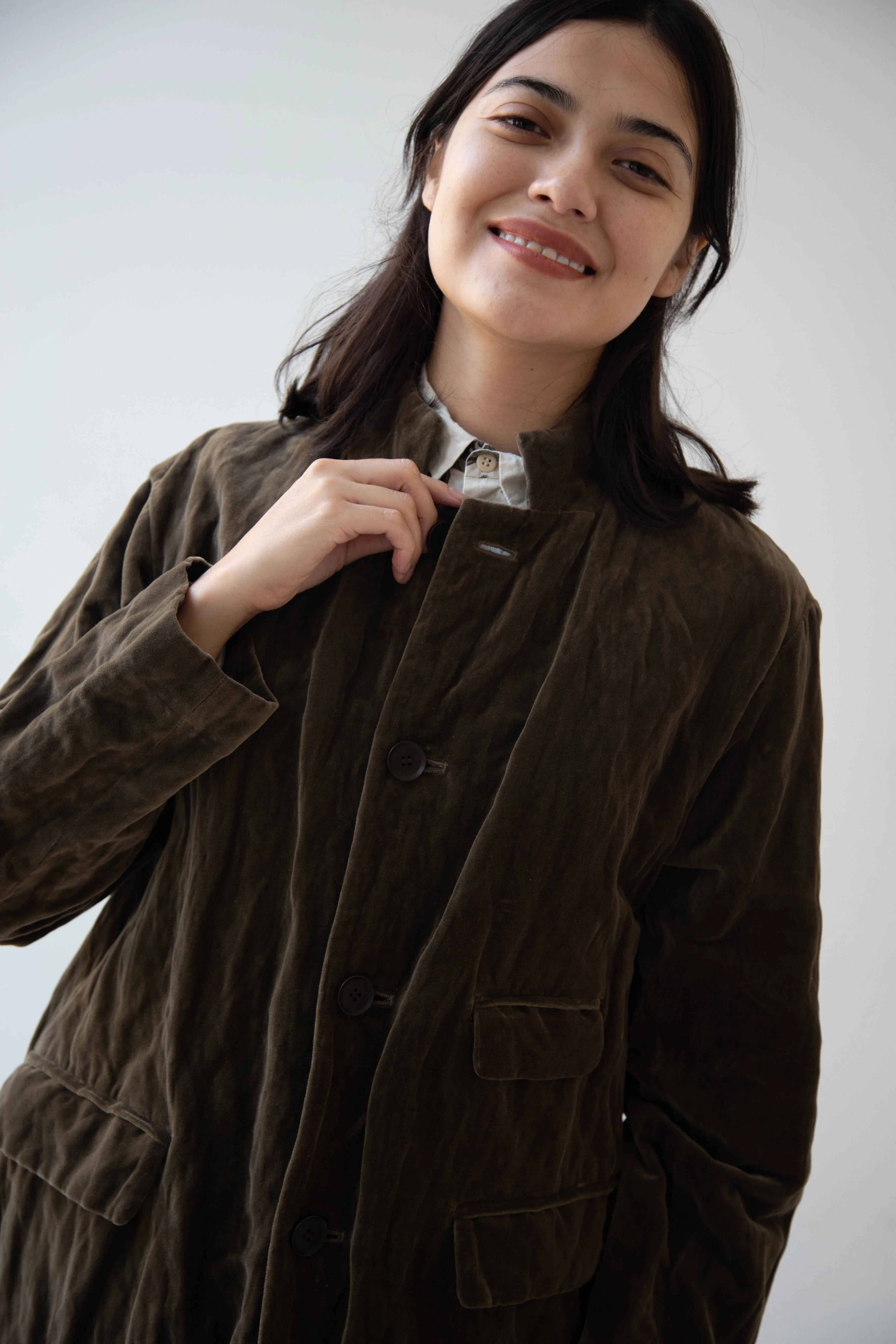 Pas de Calais | Velvet Coat in Khaki - Image 46