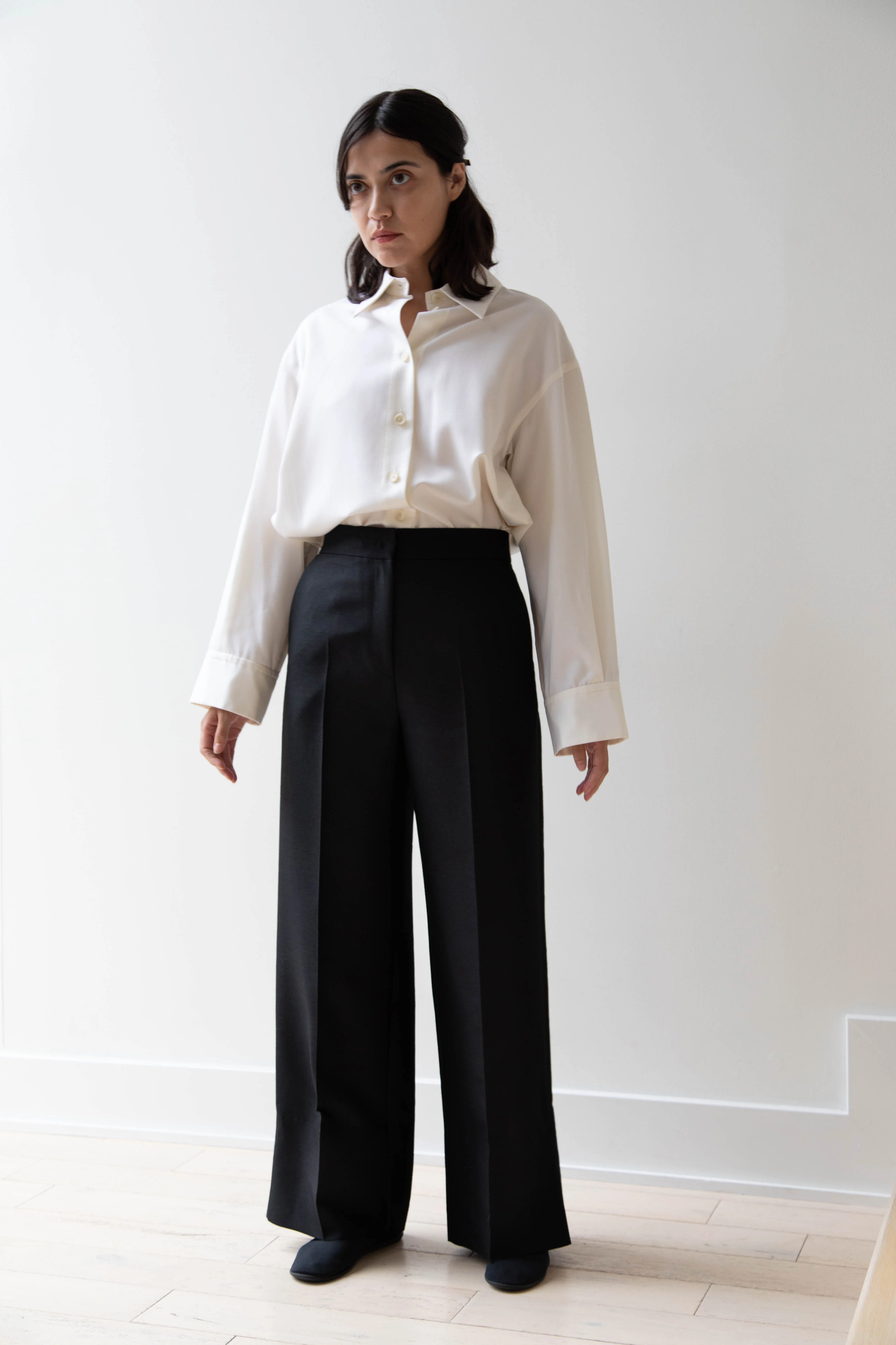 Sandbeige | Birkin Pants in Black - Image 17