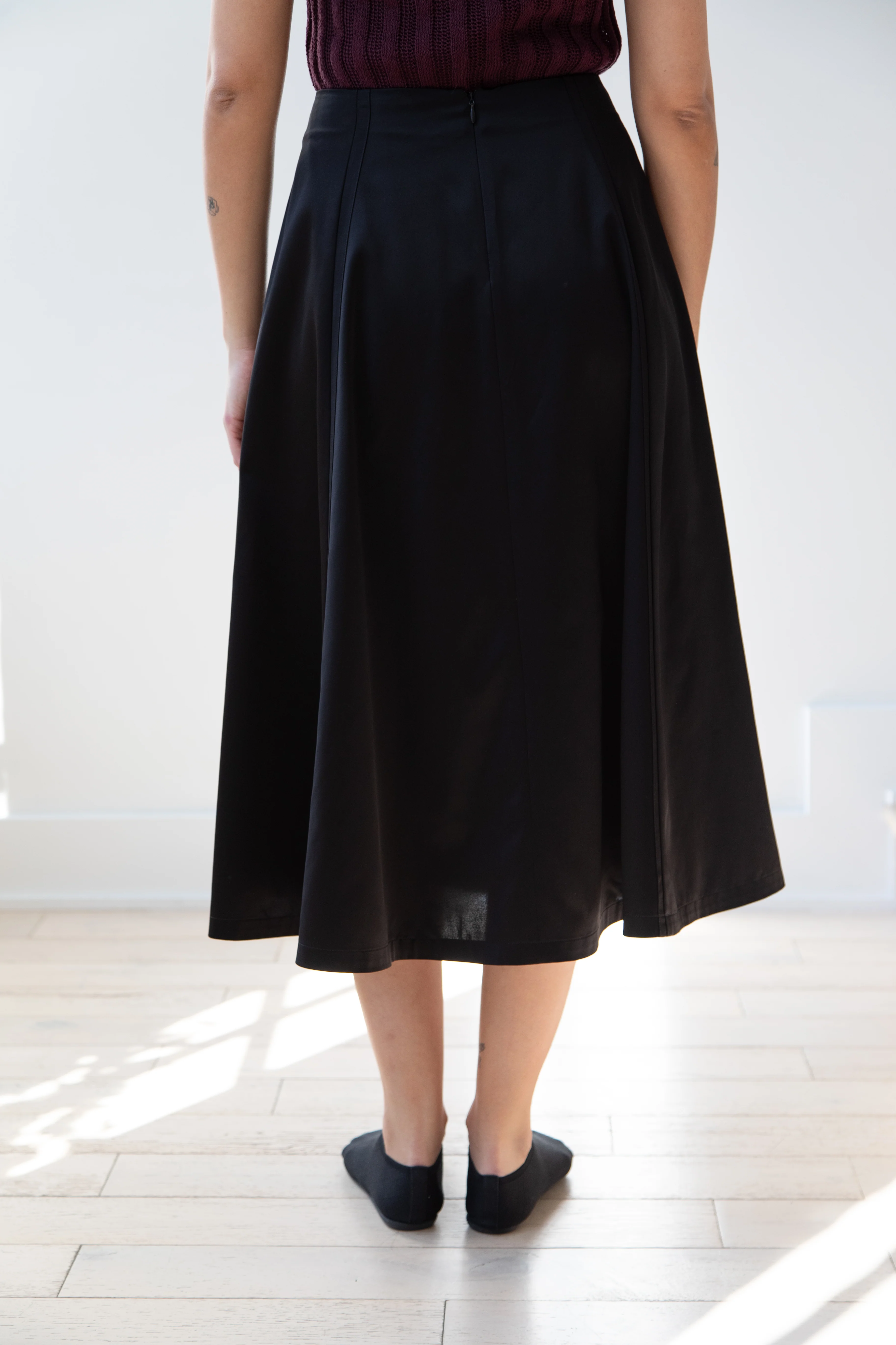 Sara Lanzi | Flared Skirt in Black - Image 18