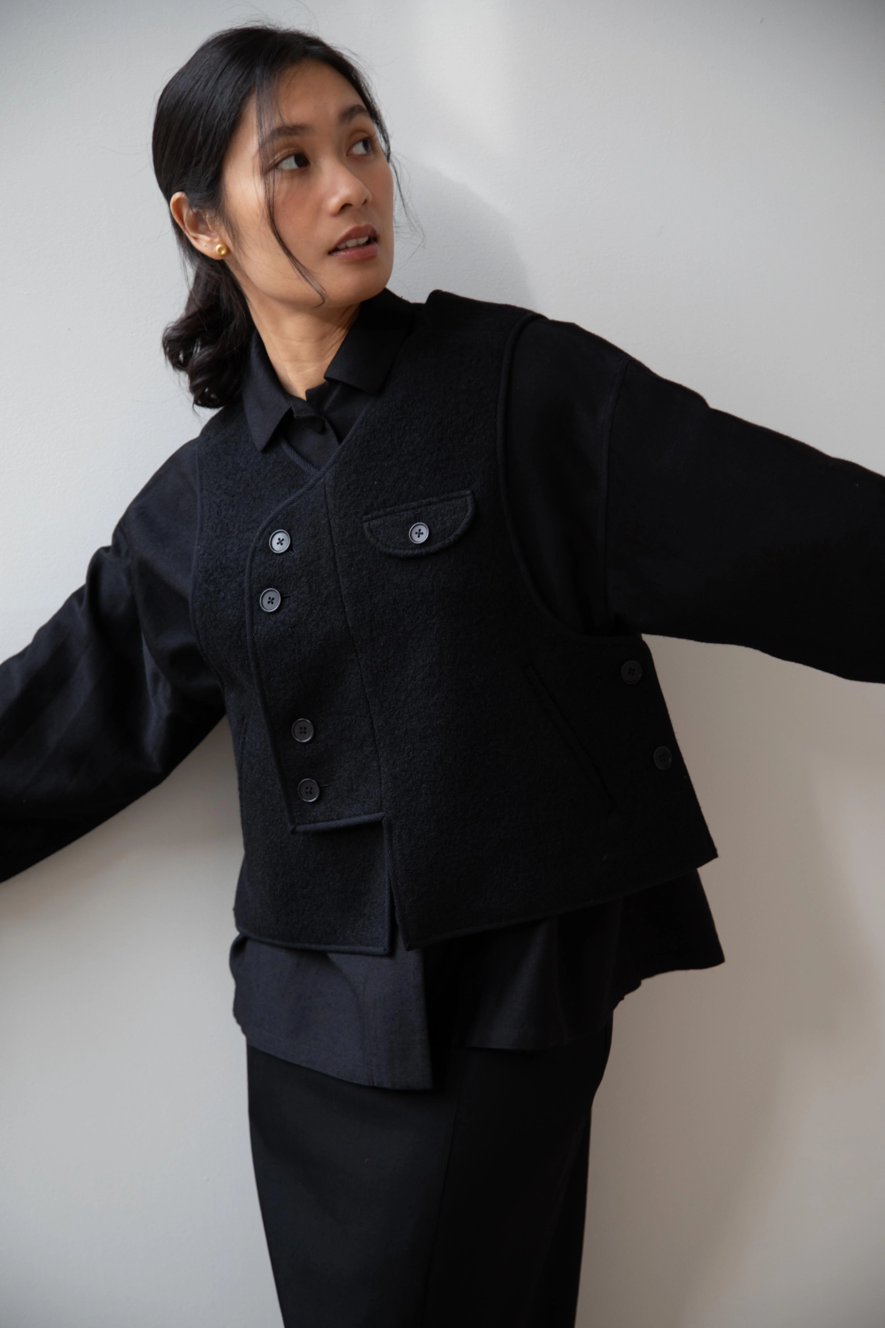 Seventyfive | Pipa Vest in Black Wool - Image 17