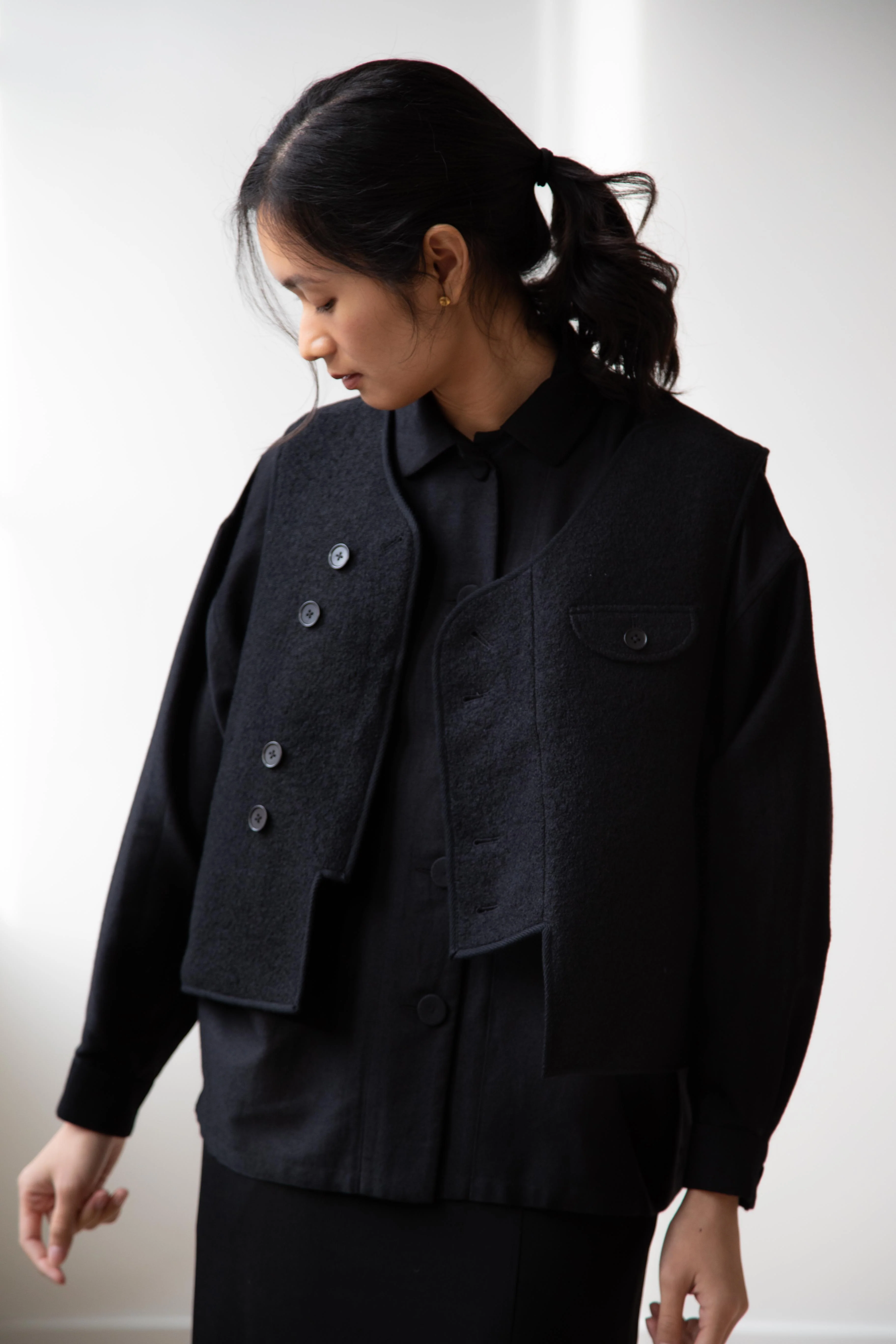 Seventyfive | Pipa Vest in Black Wool - Image 5