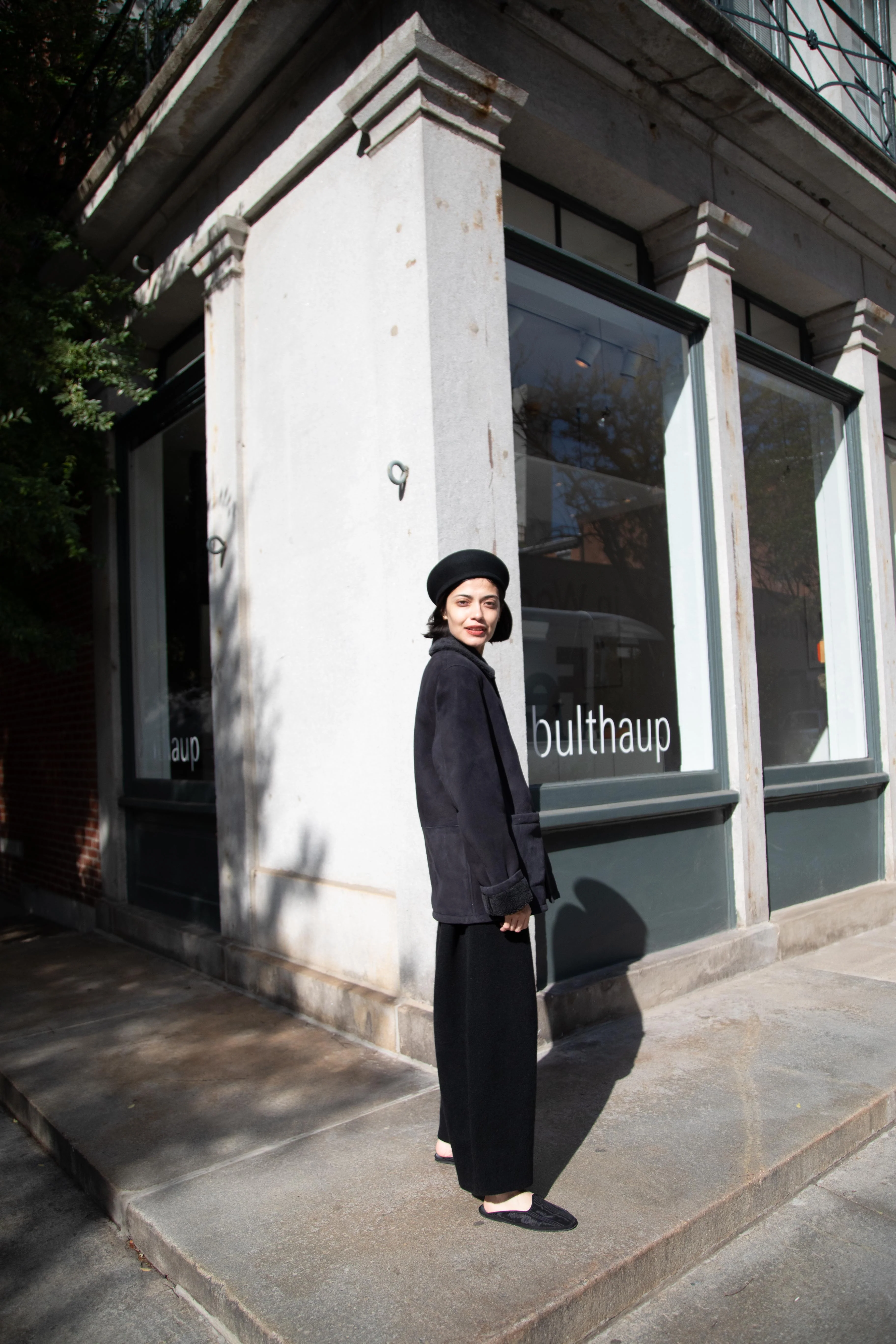 Signa 1925 | Felt Structured Beret in Black - Image 30