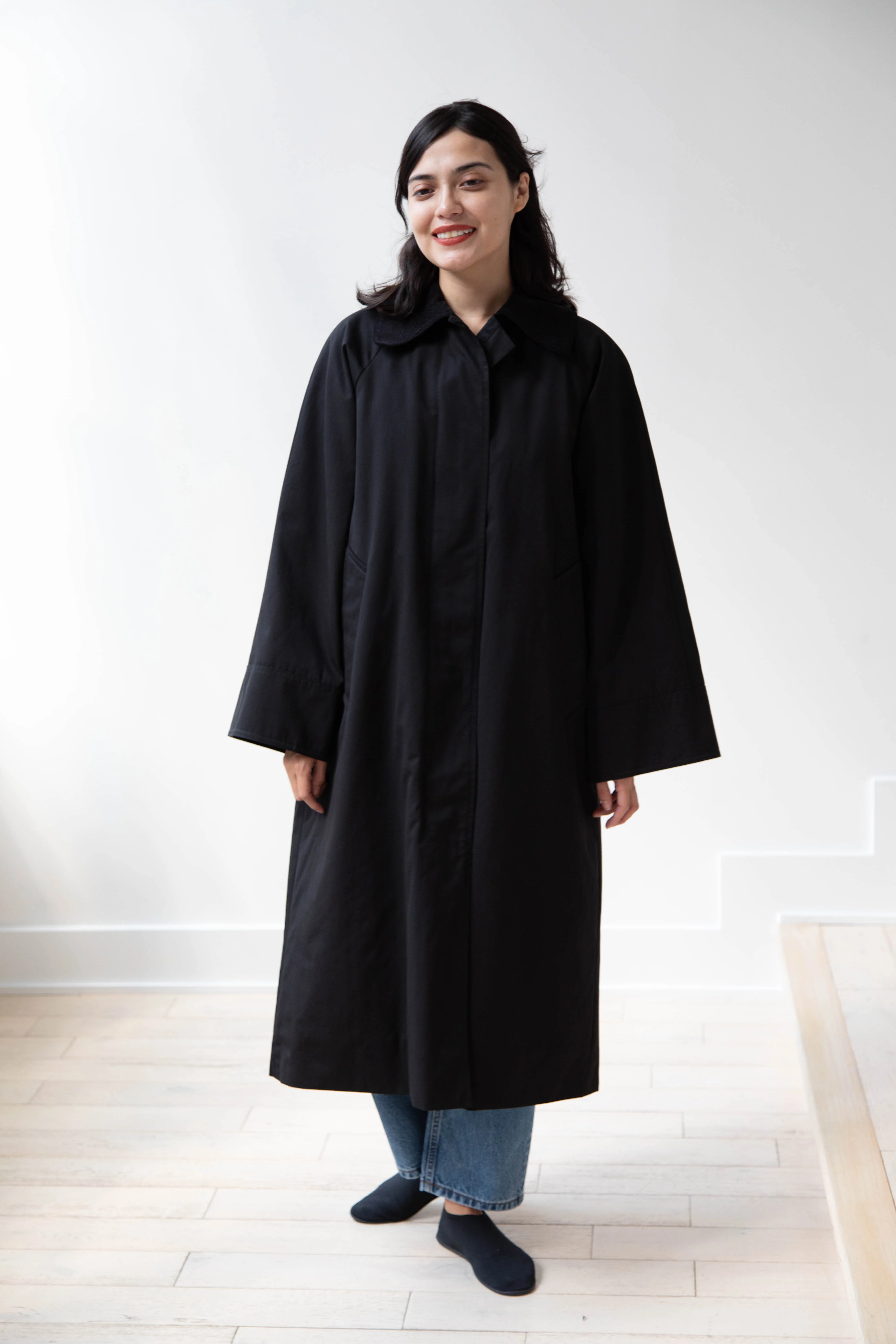 Skall | Gaby Coat in Black - Image 33