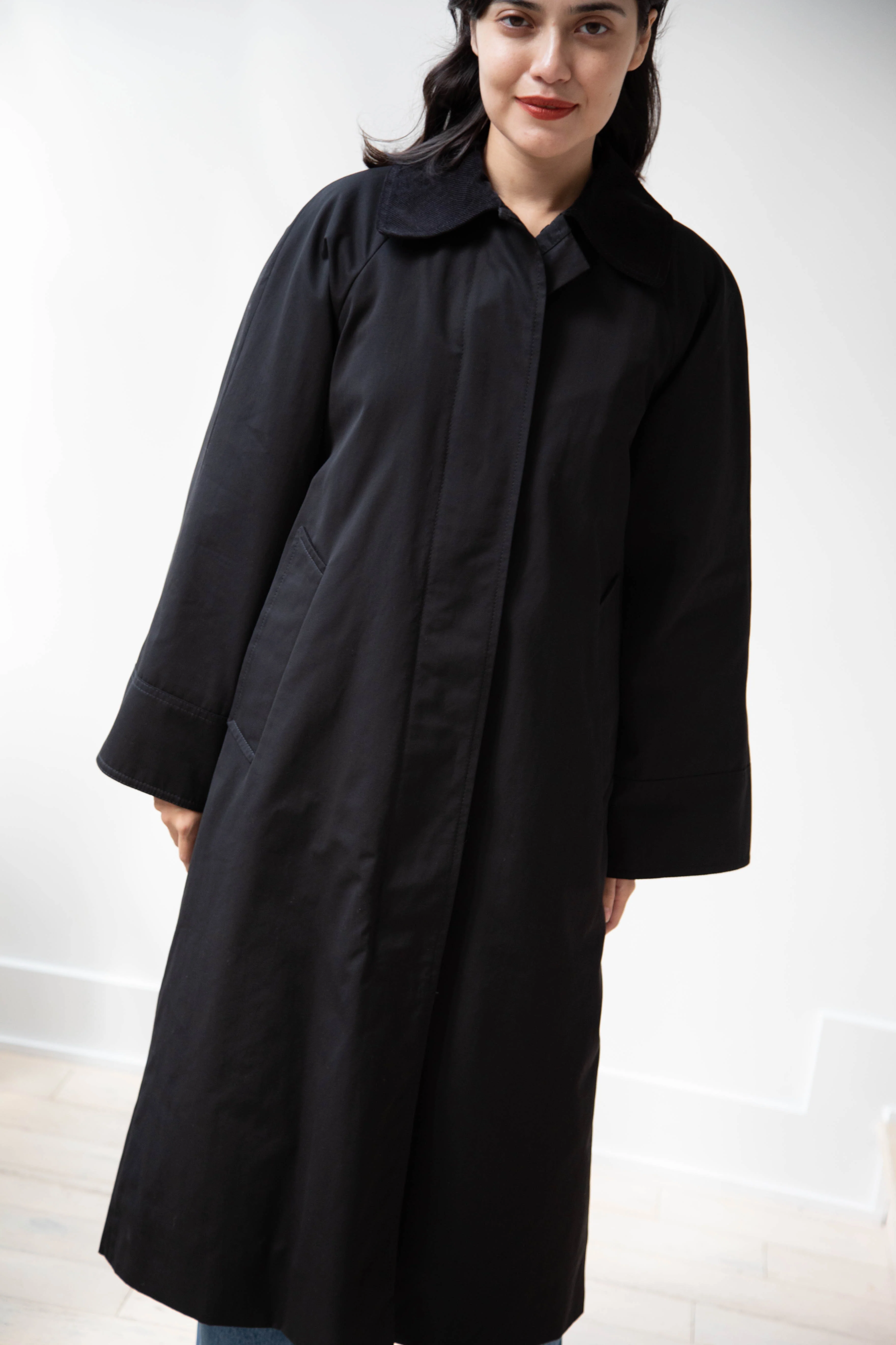 Skall | Gaby Coat in Black - Image 37