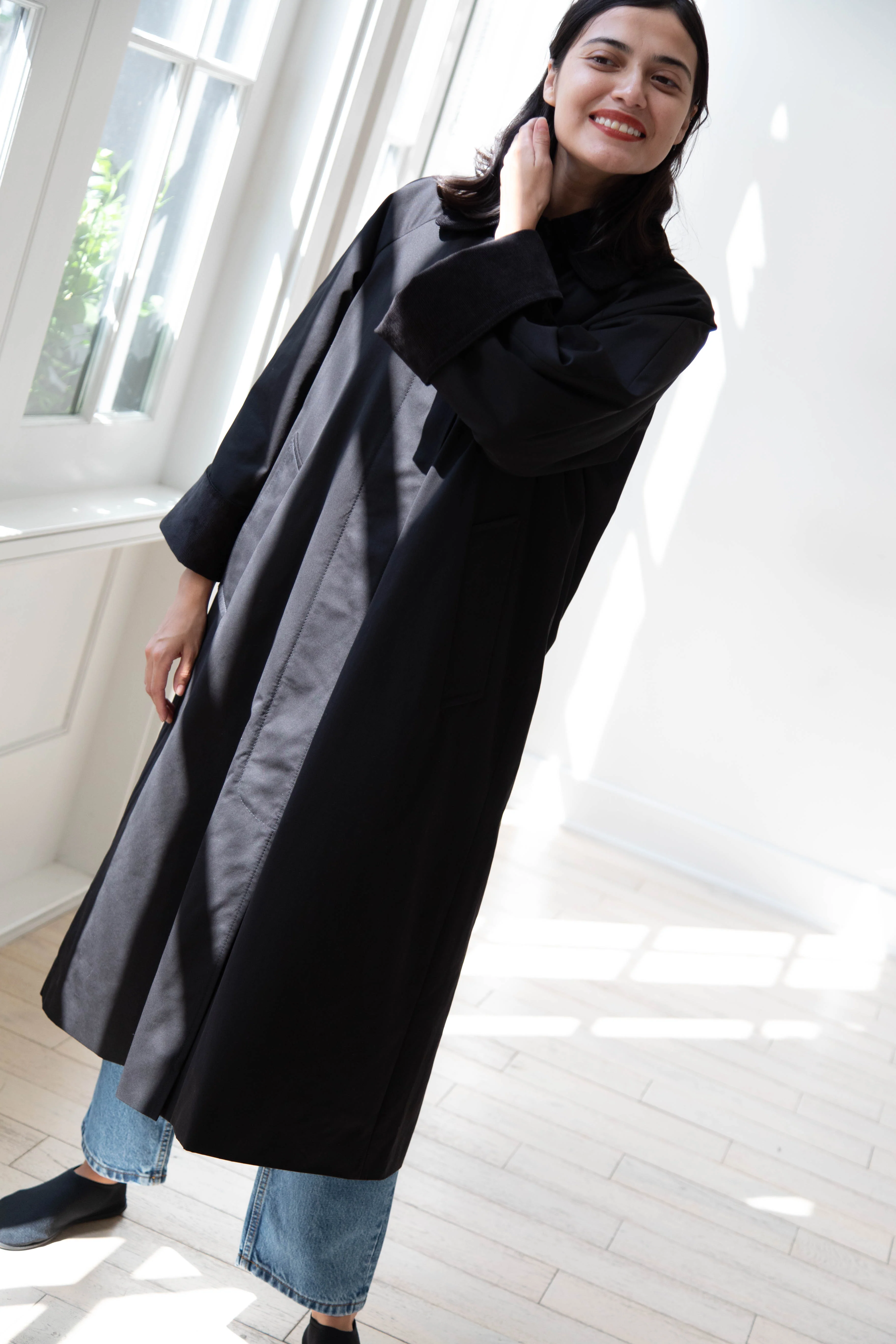 Skall | Gaby Coat in Black - Image 47