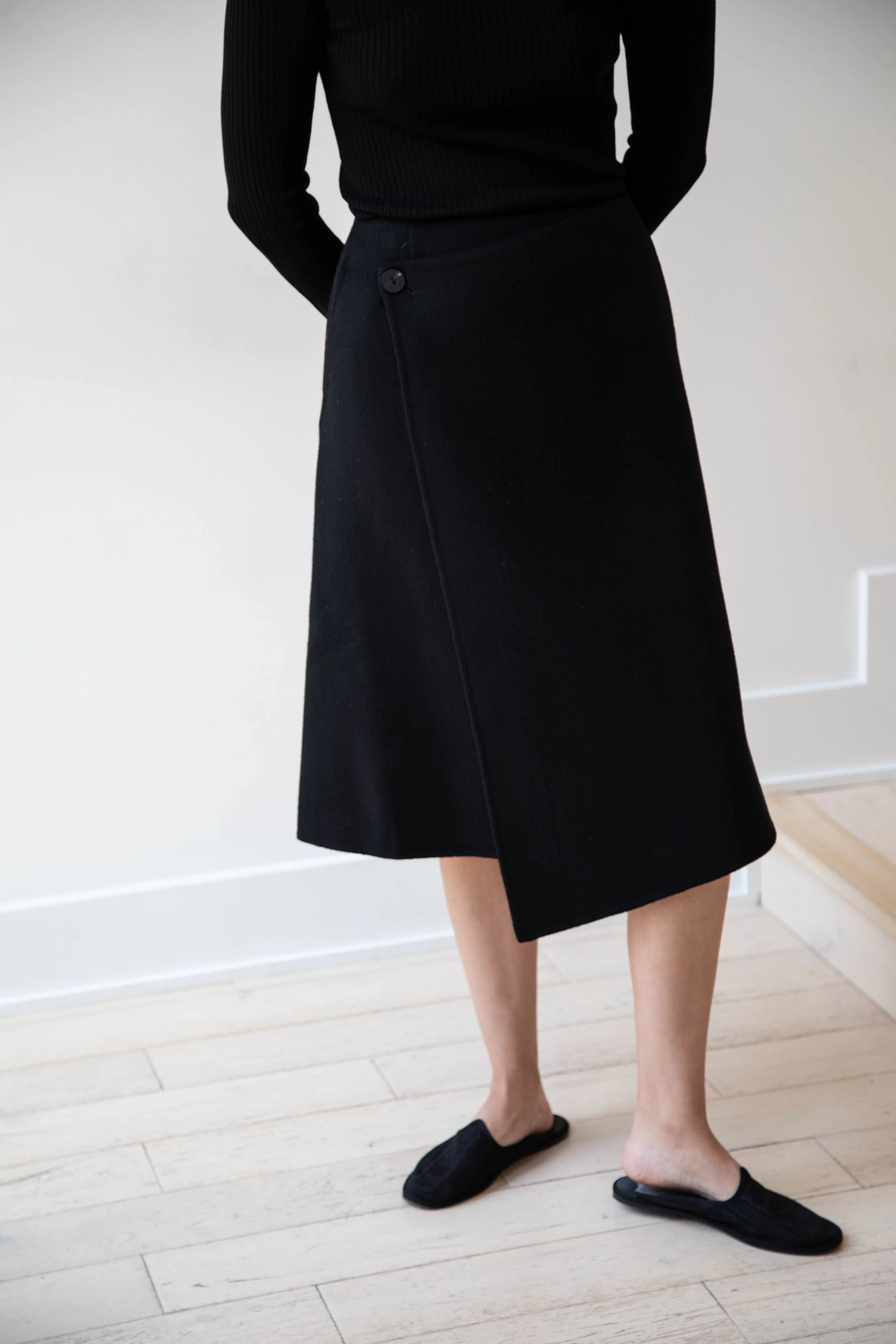 The Loom | Wool Cashmere Wrap Skirt in Black - Image 25