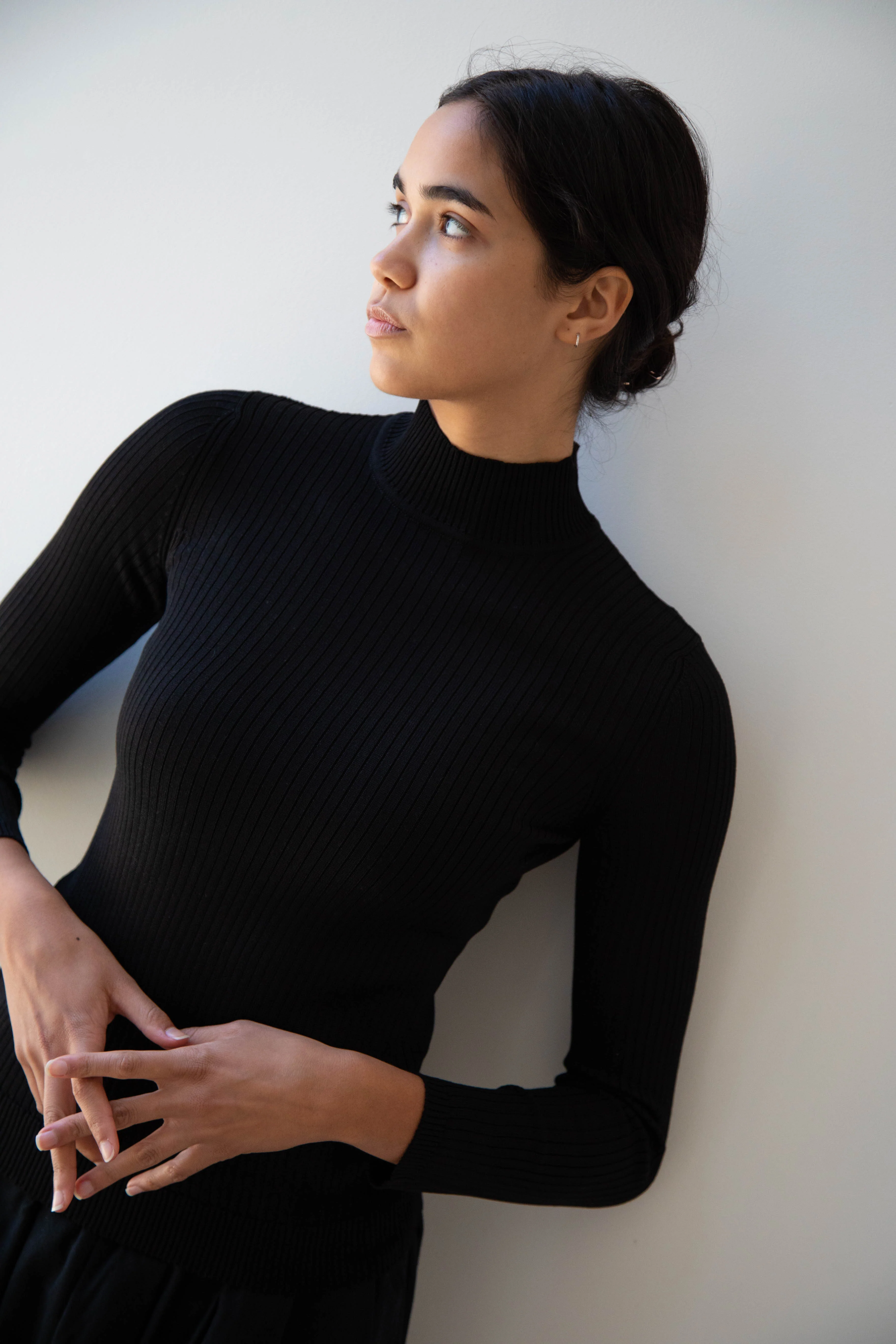 Une Heures Femme Long Sleeve Mock Neck in Noir - Image 23