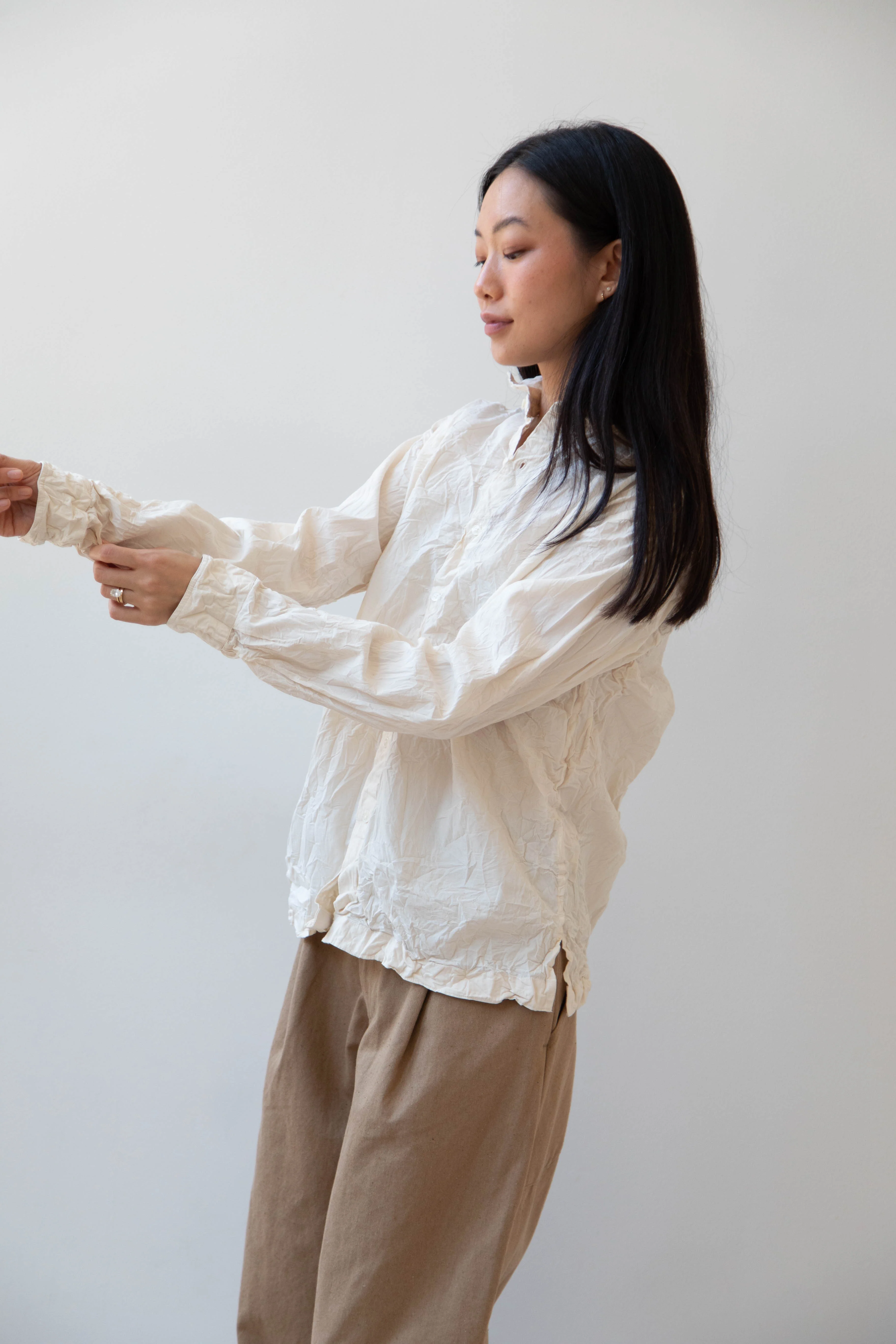 Vas-y Lentement | Cotton Poplin Button Up in Natural - Image 19