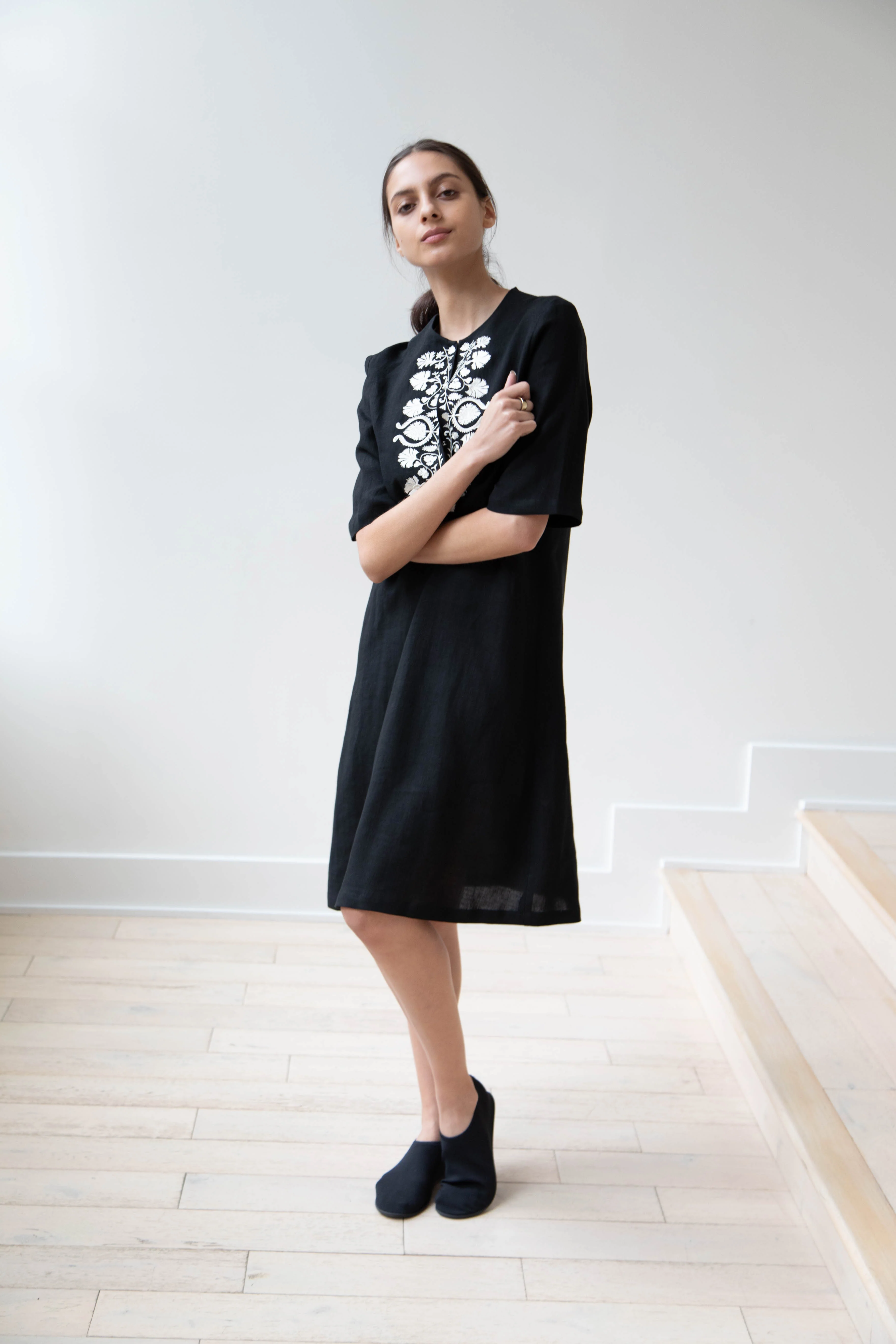 Zeus & Dione | Carnation Caftan in Black - Image 17